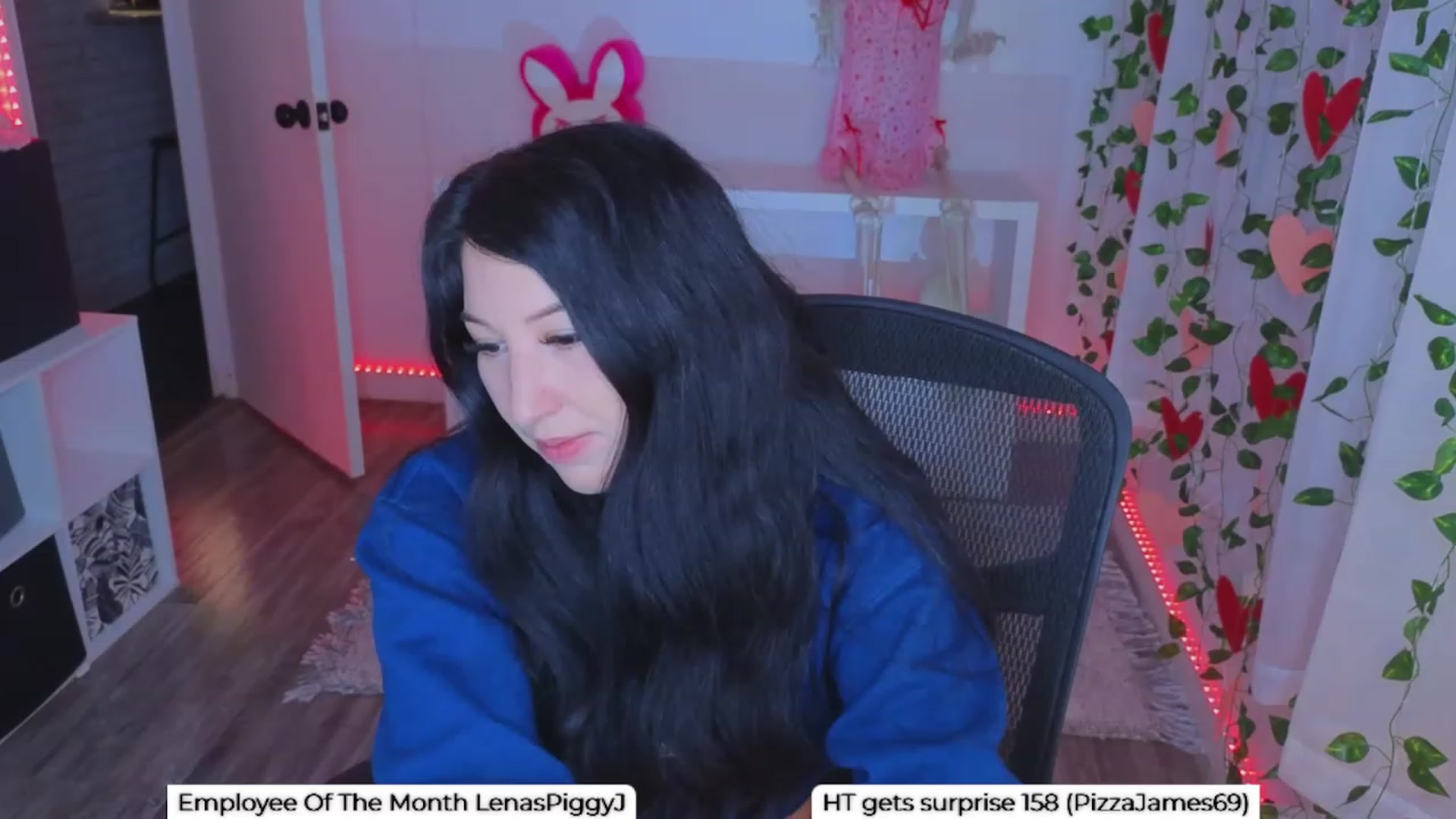 Gallery image thumbnail from LenaDanzara's myfreecams stream on, 01/24/2024, 09:45 image 15 of 20
