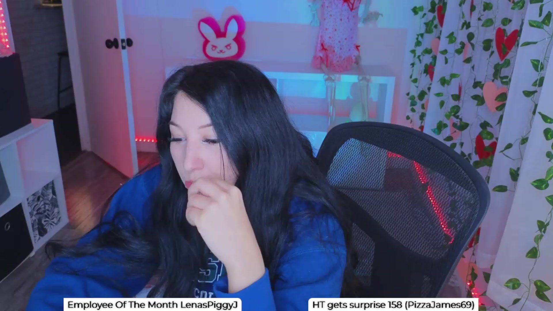 Gallery image thumbnail from LenaDanzara's myfreecams stream on, 01/24/2024, 09:45 image 17 of 20