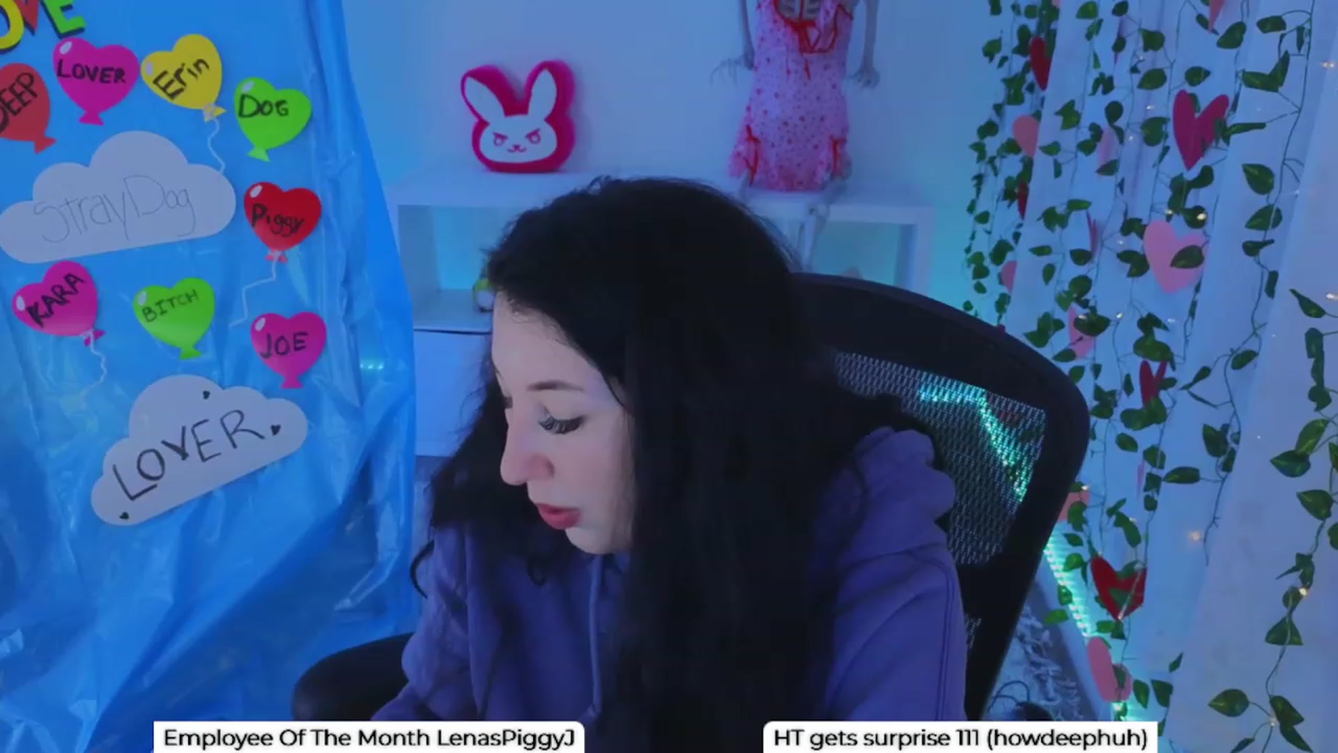 Gallery image thumbnail from LenaDanzara's myfreecams stream on, 01/27/2024, 08:34 image 8 of 20