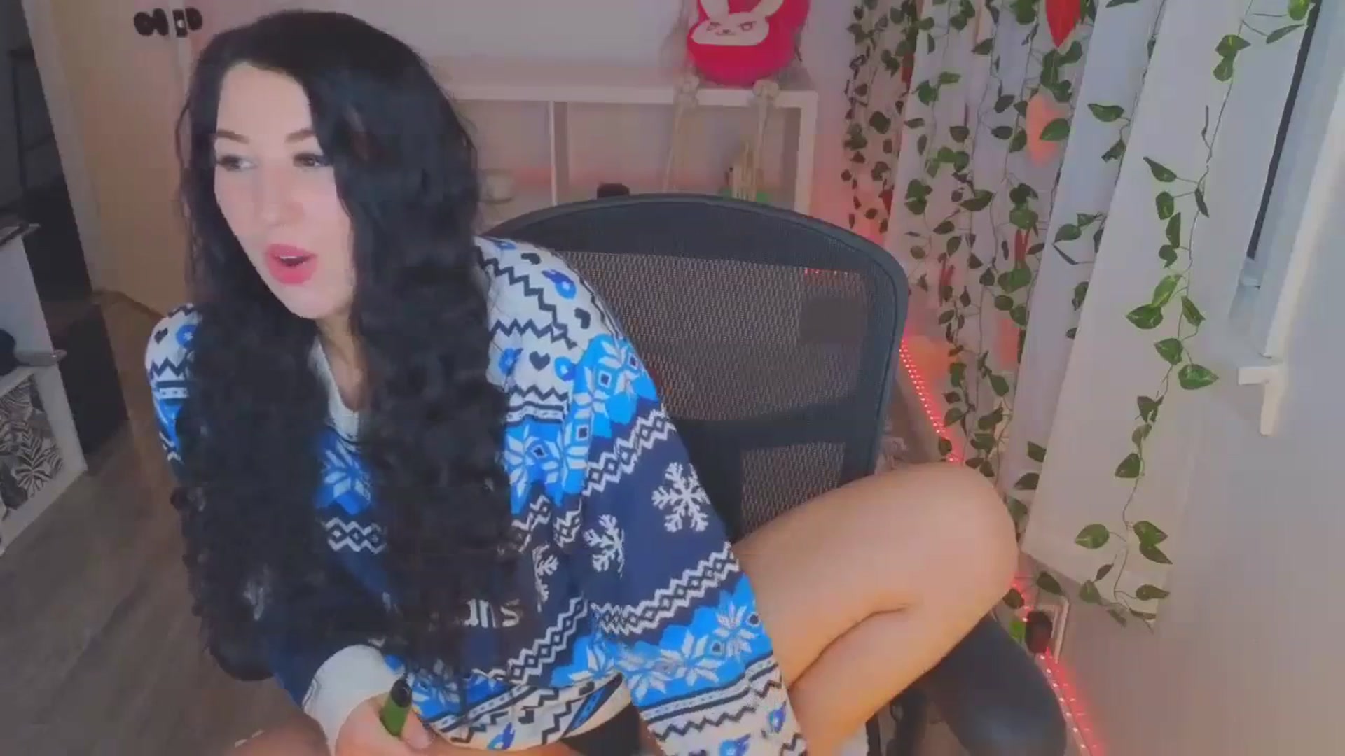 Gallery image thumbnail from LenaDanzara's myfreecams stream on, 01/31/2024, 07:42 image 3 of 20