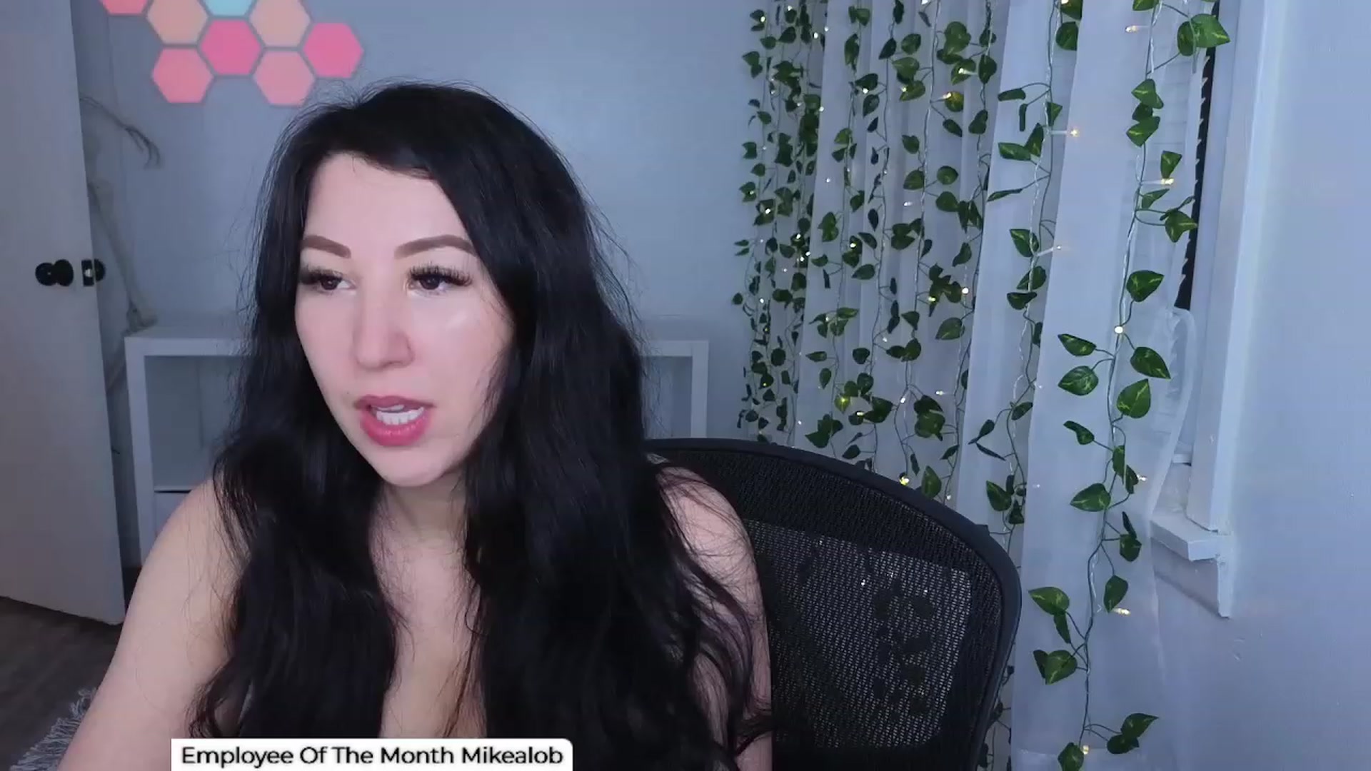 Gallery image thumbnail from LenaDanzara's myfreecams stream on, 03/02/2024, 11:22 image 9 of 20
