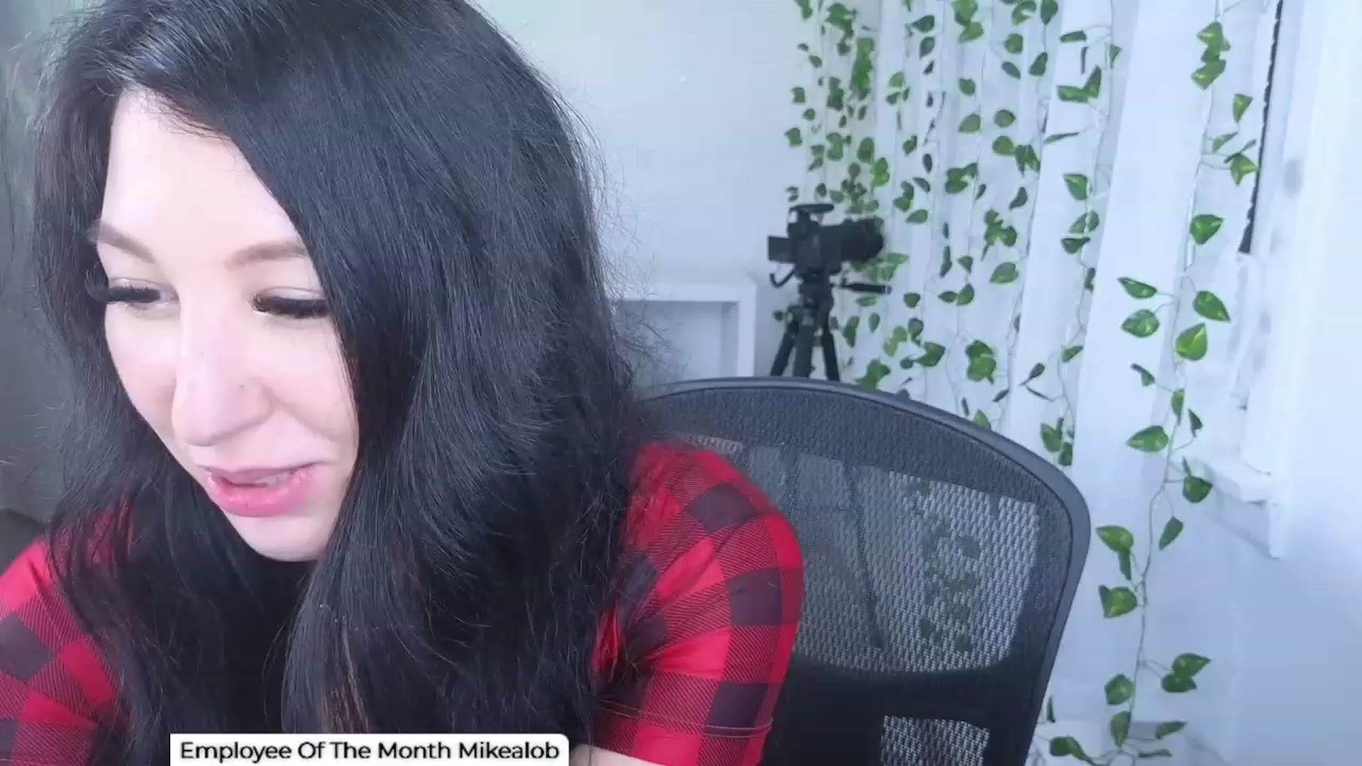 Gallery image thumbnail from LenaDanzara's myfreecams stream on, 03/03/2024, 12:17 image 10 of 20