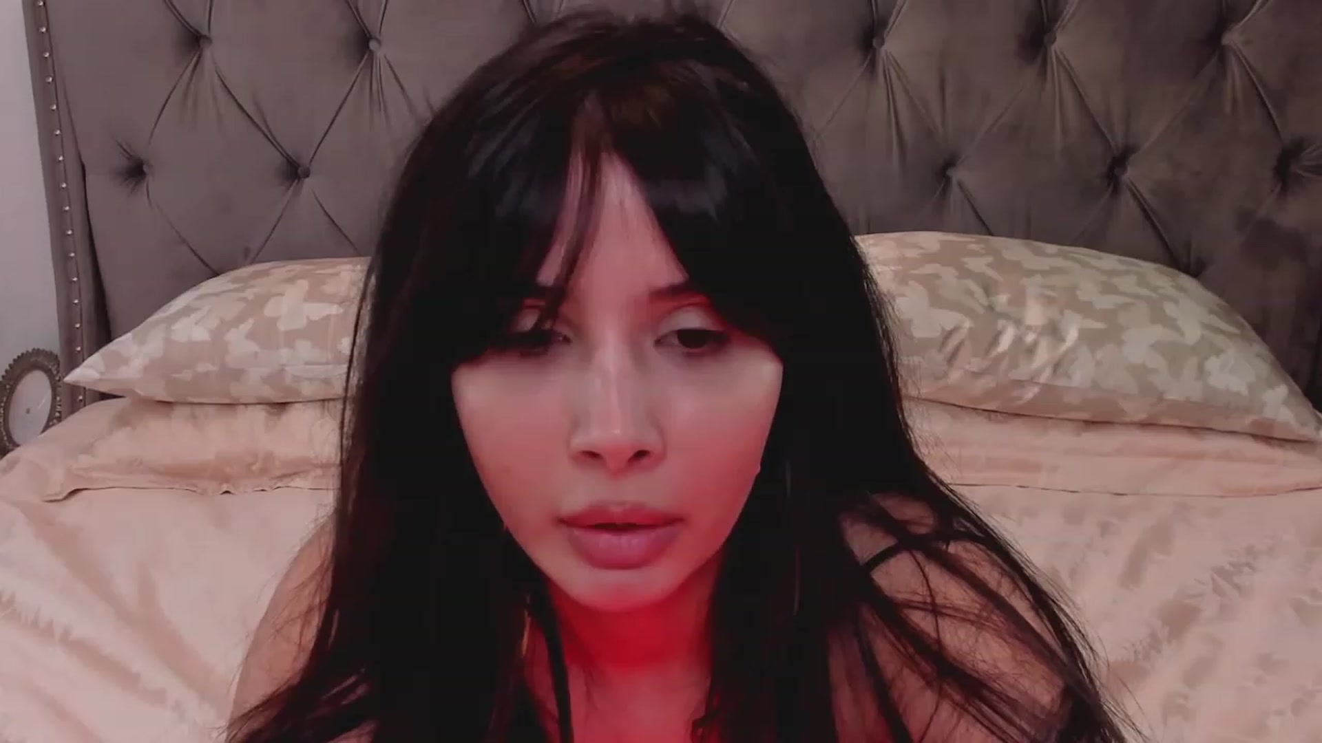 Gallery image thumbnail from LenaLiveNow's myfreecams stream on, 01/16/2024, 20:10 image 20 of 20