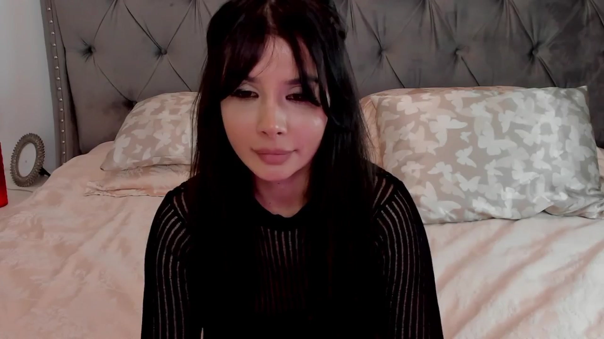 Gallery image thumbnail from LenaLiveNow's myfreecams stream on, 03/20/2024, 20:38 image 17 of 20