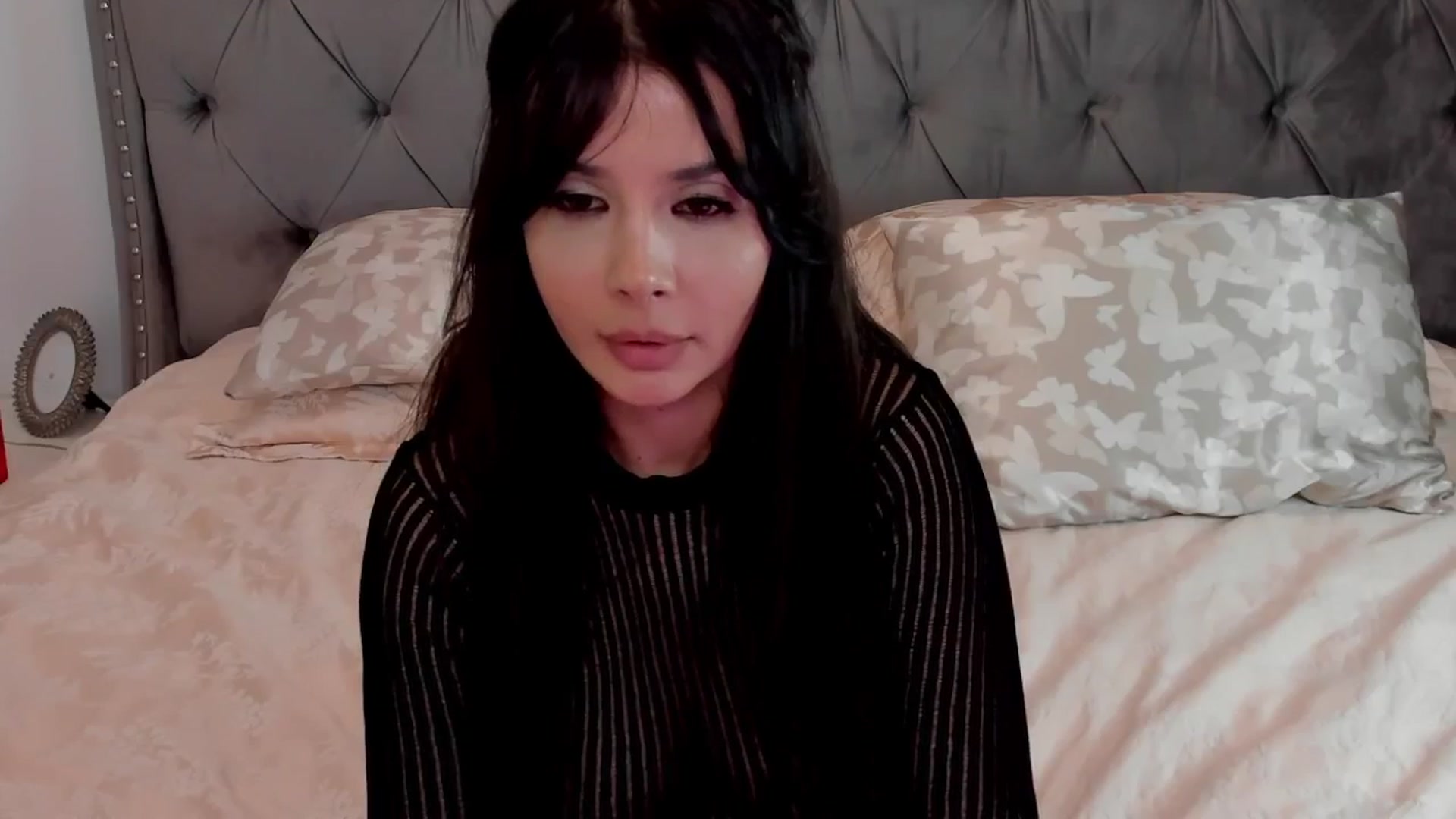 Gallery image thumbnail from LenaLiveNow's myfreecams stream on, 03/20/2024, 23:00 image 4 of 20