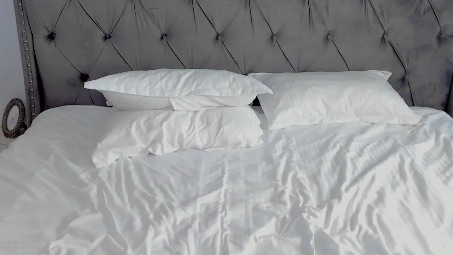 Gallery image thumbnail from LenaLiveNow's myfreecams stream on, 05/24/2024, 16:34 image 10 of 20