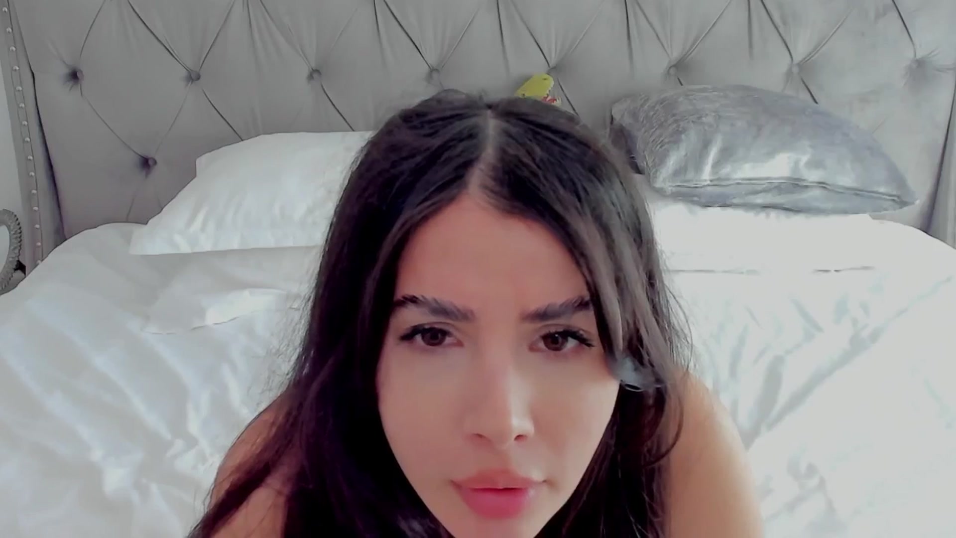 Gallery image thumbnail from LenaLiveNow's myfreecams stream on, 05/26/2024, 12:58 image 20 of 20