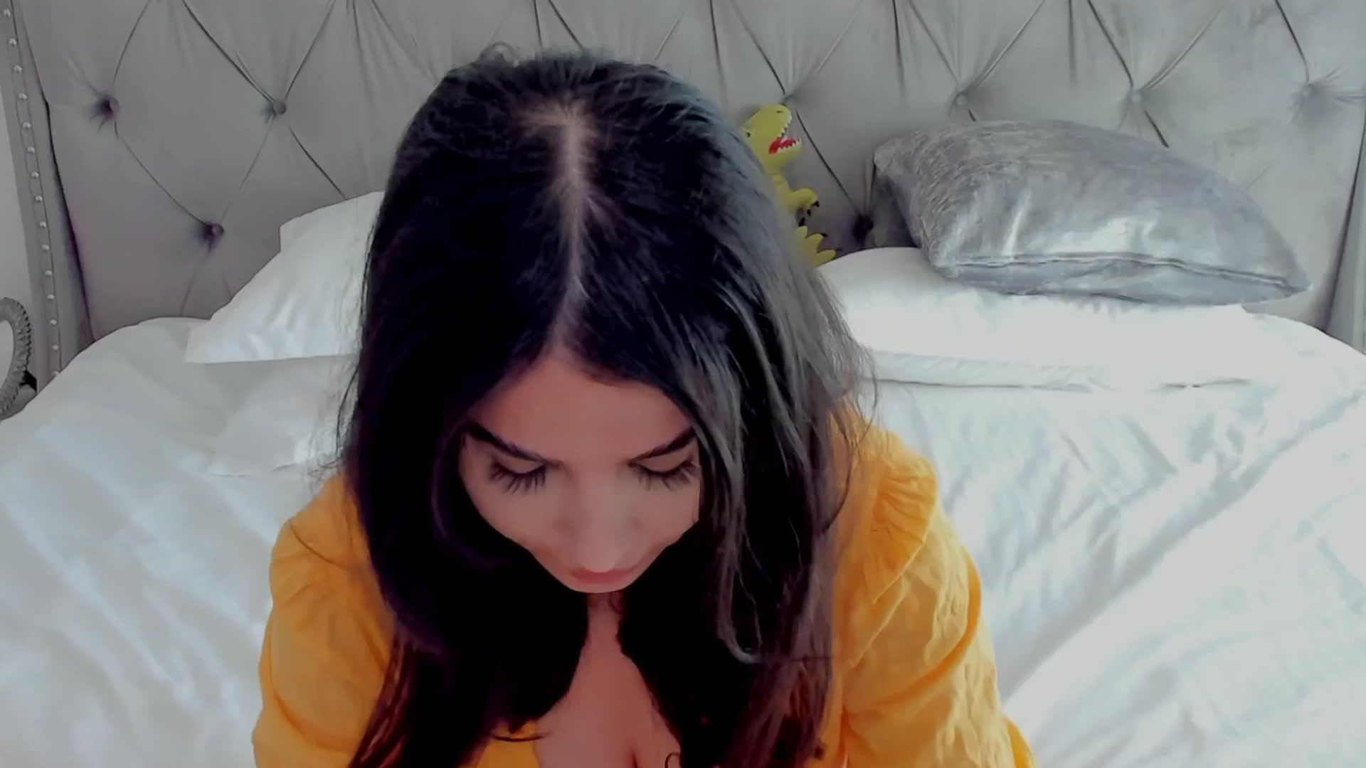 Gallery image thumbnail from LenaLiveNow's myfreecams stream on, 05/26/2024, 12:58 image 11 of 20