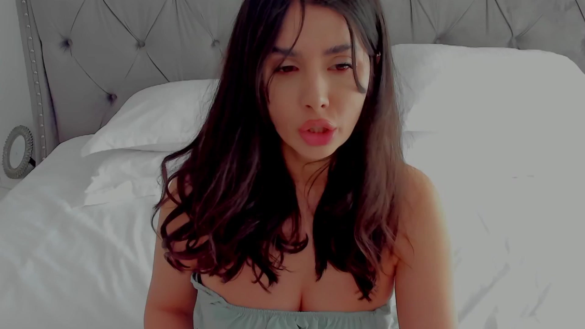 Gallery image thumbnail from LenaLiveNow's myfreecams stream on, 06/02/2024, 14:37 image 8 of 20