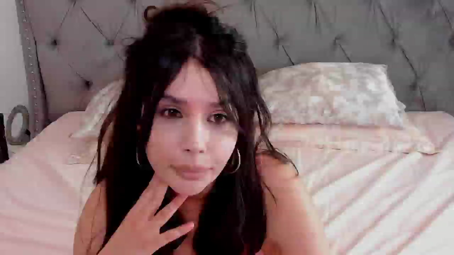 Gallery image thumbnail from LenaLiveNow's myfreecams stream on, 06/10/2024, 16:13 image 20 of 20