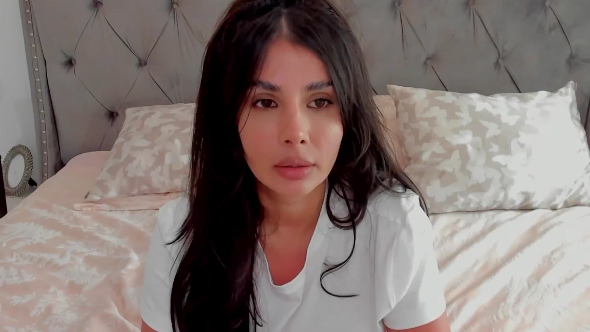 Gallery image thumbnail from LenaLiveNow's myfreecams stream on, 07/03/2024, 16:42 image 13 of 20