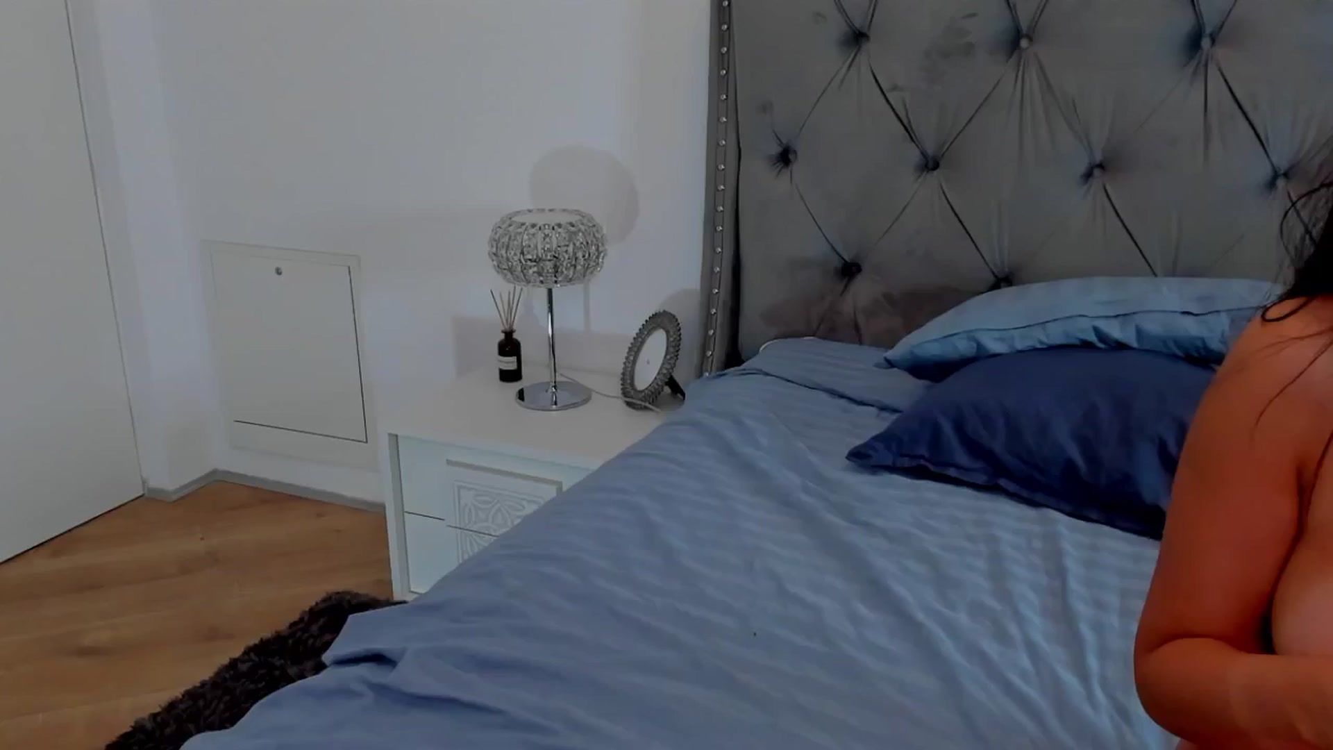 Gallery image thumbnail from LenaLiveNow's myfreecams stream on, 07/22/2024, 18:01 image 13 of 20