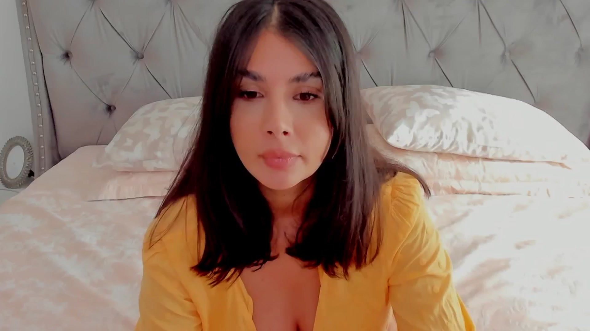 Gallery image thumbnail from LenaLiveNow's myfreecams stream on, 08/24/2024, 13:57 image 13 of 20