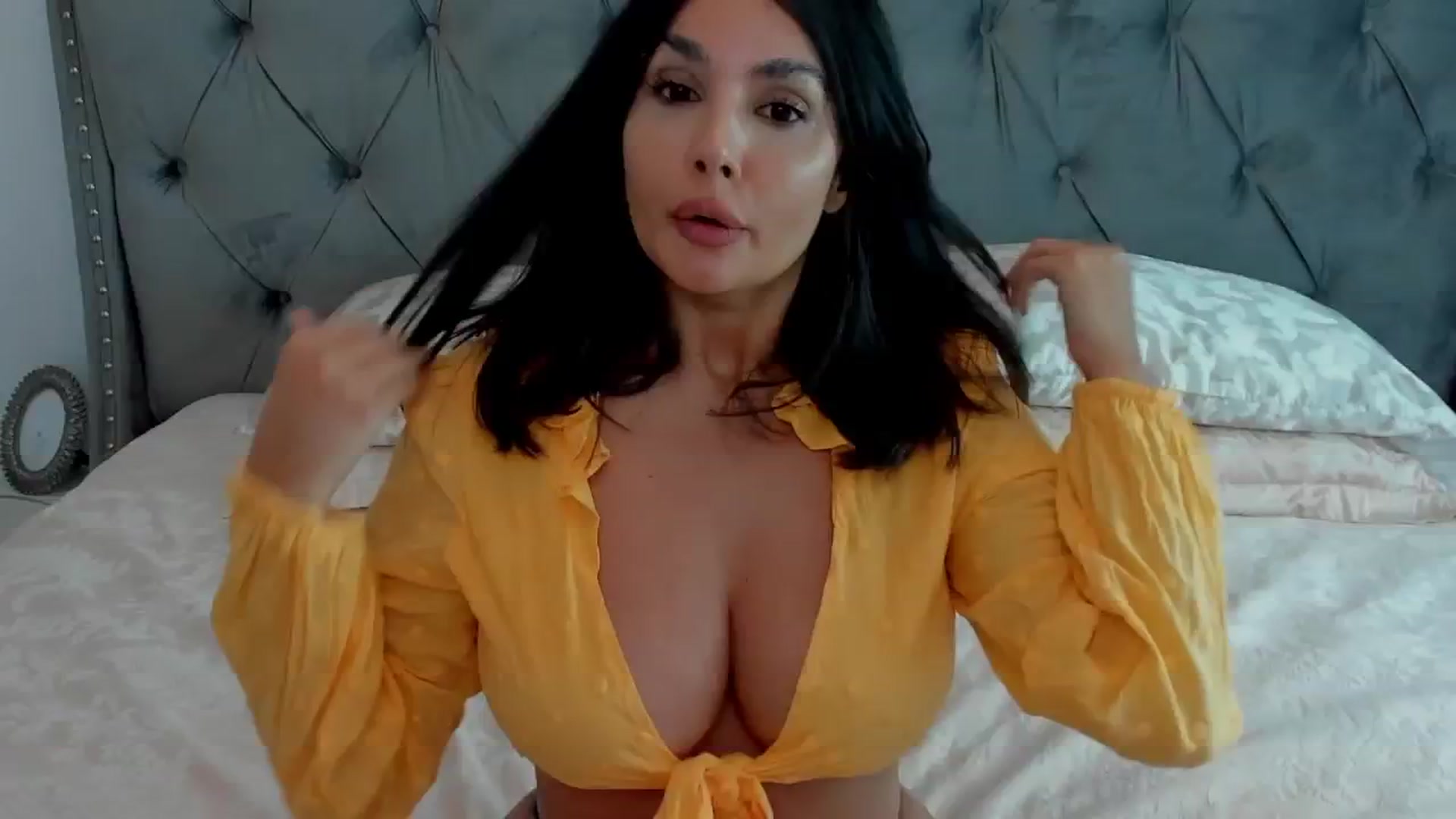 Gallery image thumbnail from LenaLiveNow's myfreecams stream on, 08/24/2024, 13:57 image 2 of 20