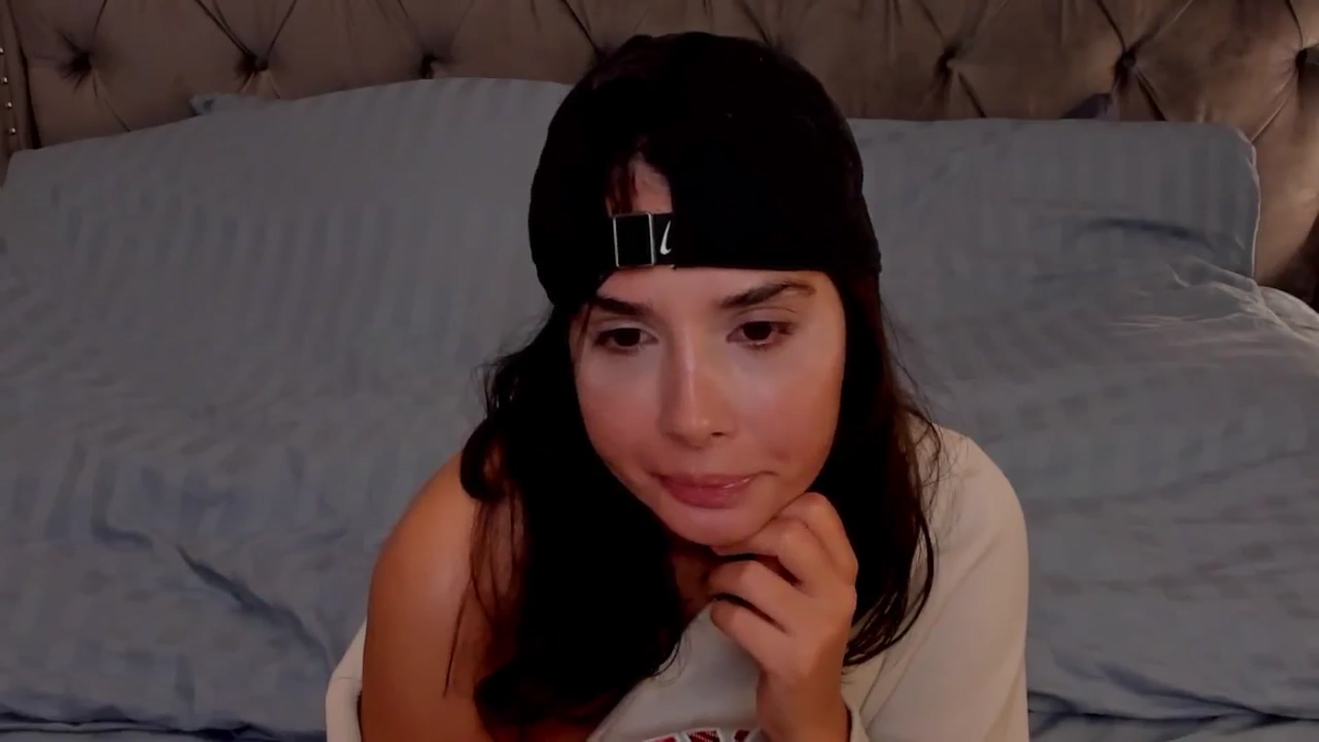 Gallery image thumbnail from LenaLiveNow's myfreecams stream on, 09/29/2024, 23:26 image 10 of 20
