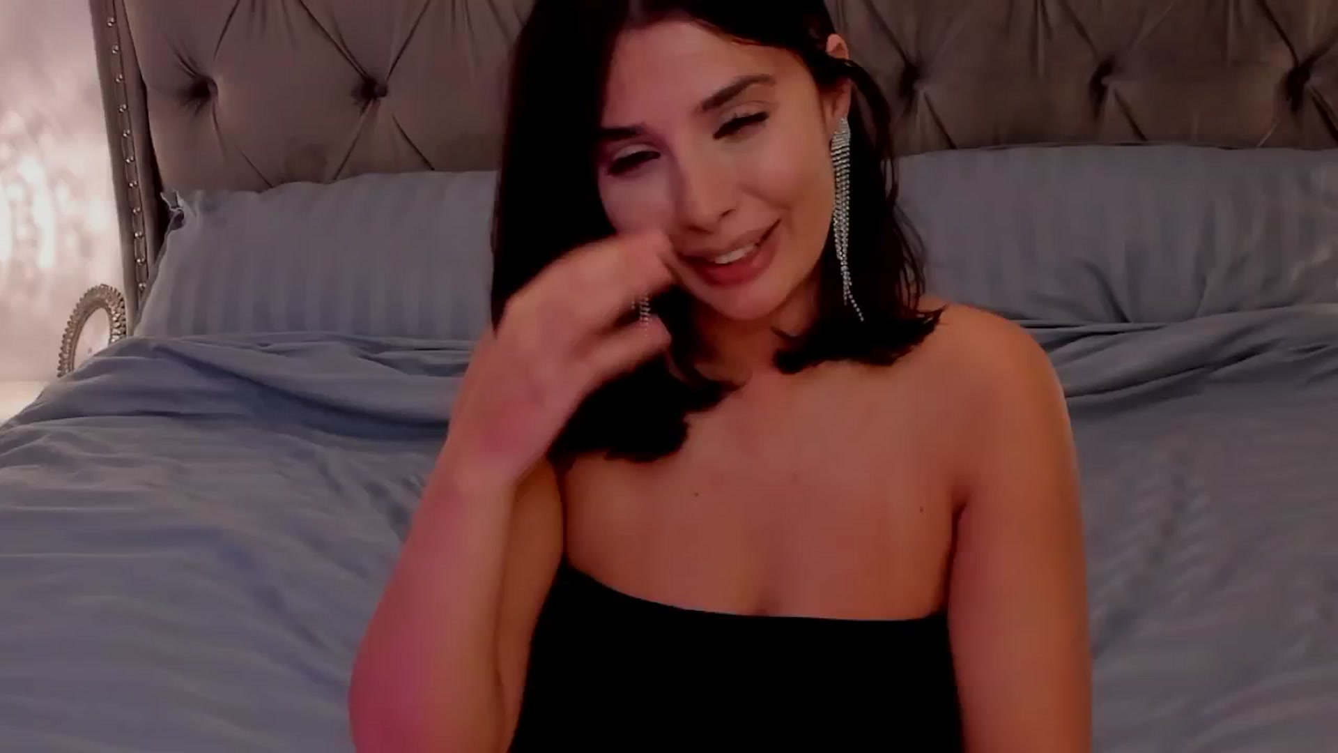 Gallery image thumbnail from LenaLiveNow's myfreecams stream on, 10/12/2024, 18:10 image 20 of 20