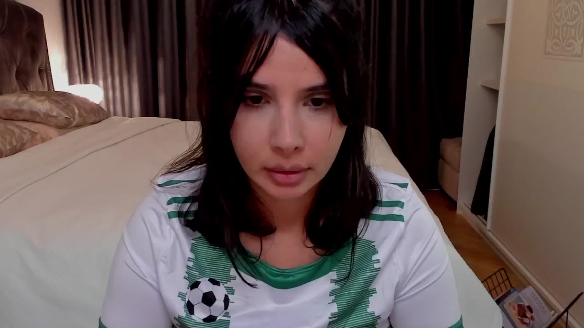 Gallery image thumbnail from LenaLiveNow's myfreecams stream on, 11/09/2024, 22:31 image 16 of 20