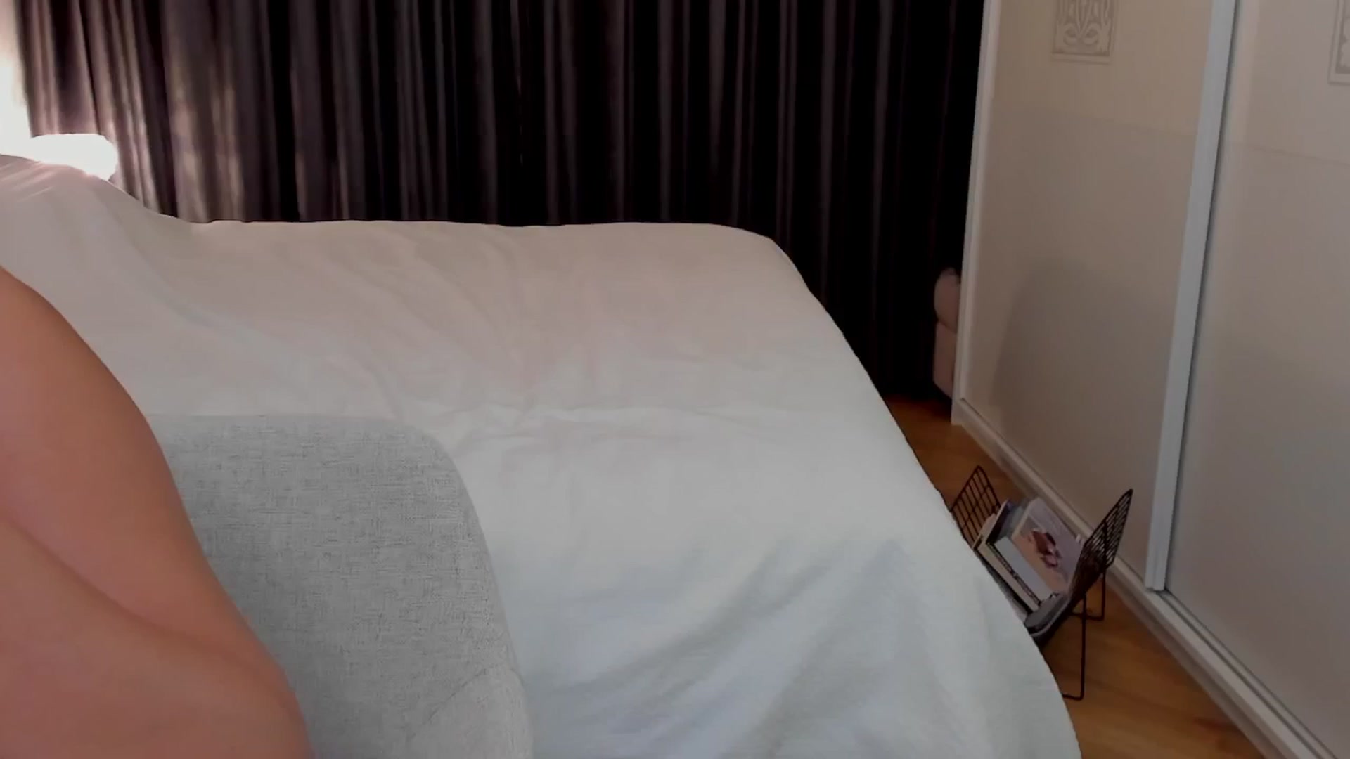 Gallery image thumbnail from LenaLiveNow's myfreecams stream on, 11/15/2024, 23:36 image 6 of 20