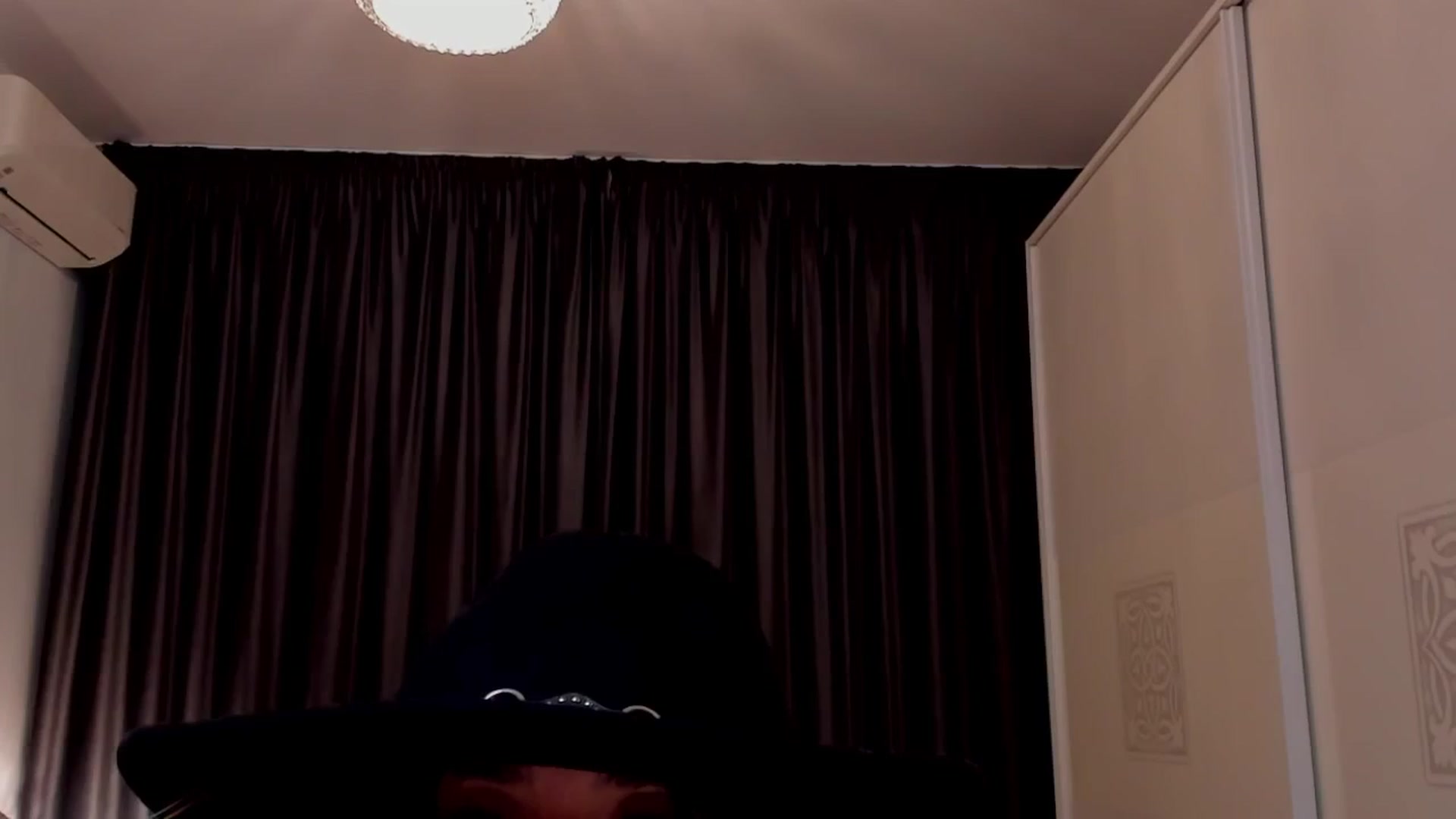 Gallery image thumbnail from LenaLiveNow's myfreecams stream on, 11/26/2024, 21:38 image 15 of 20