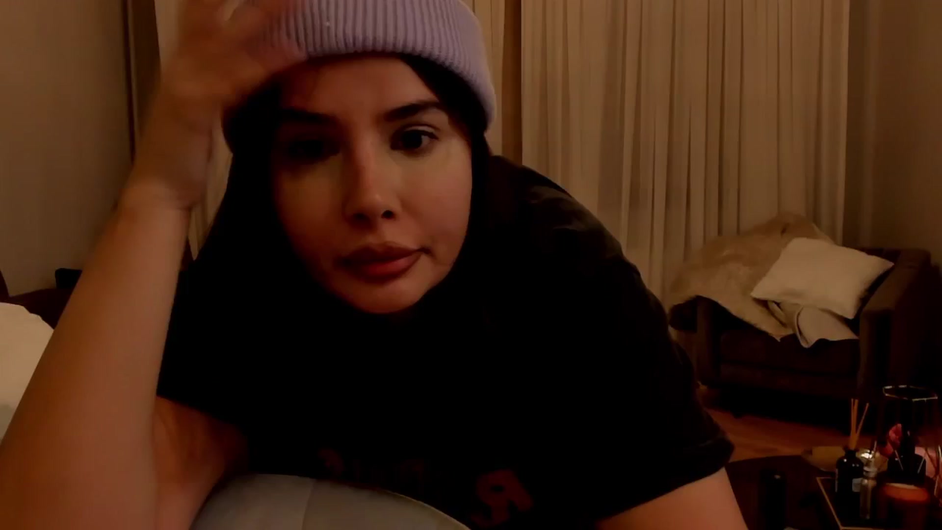 Gallery image thumbnail from LenaLiveNow's myfreecams stream on, 01/16/2025, 23:15 image 3 of 20