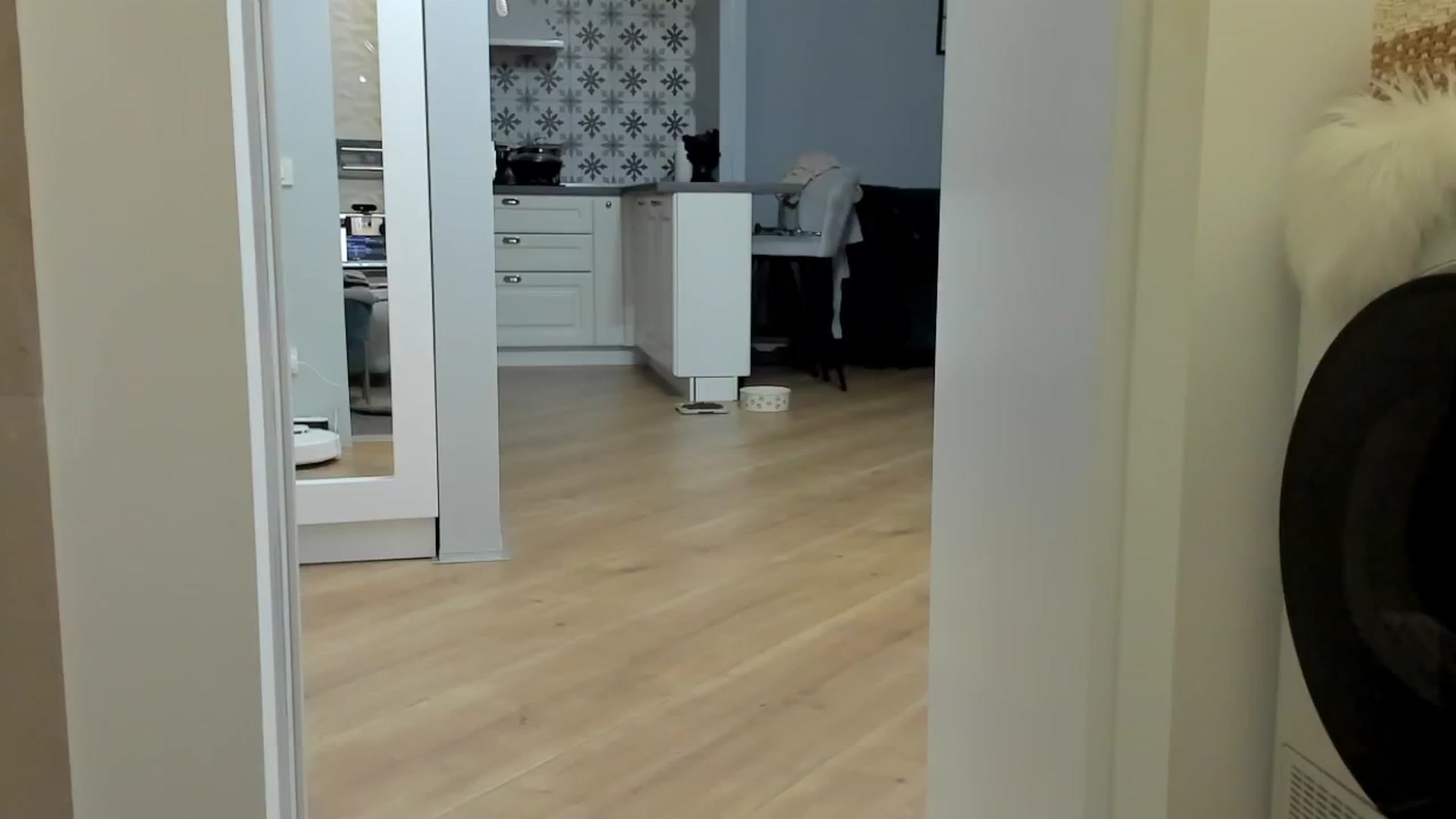 Gallery image thumbnail from LenaLiveNow's myfreecams stream on, 01/16/2025, 23:59 image 6 of 20