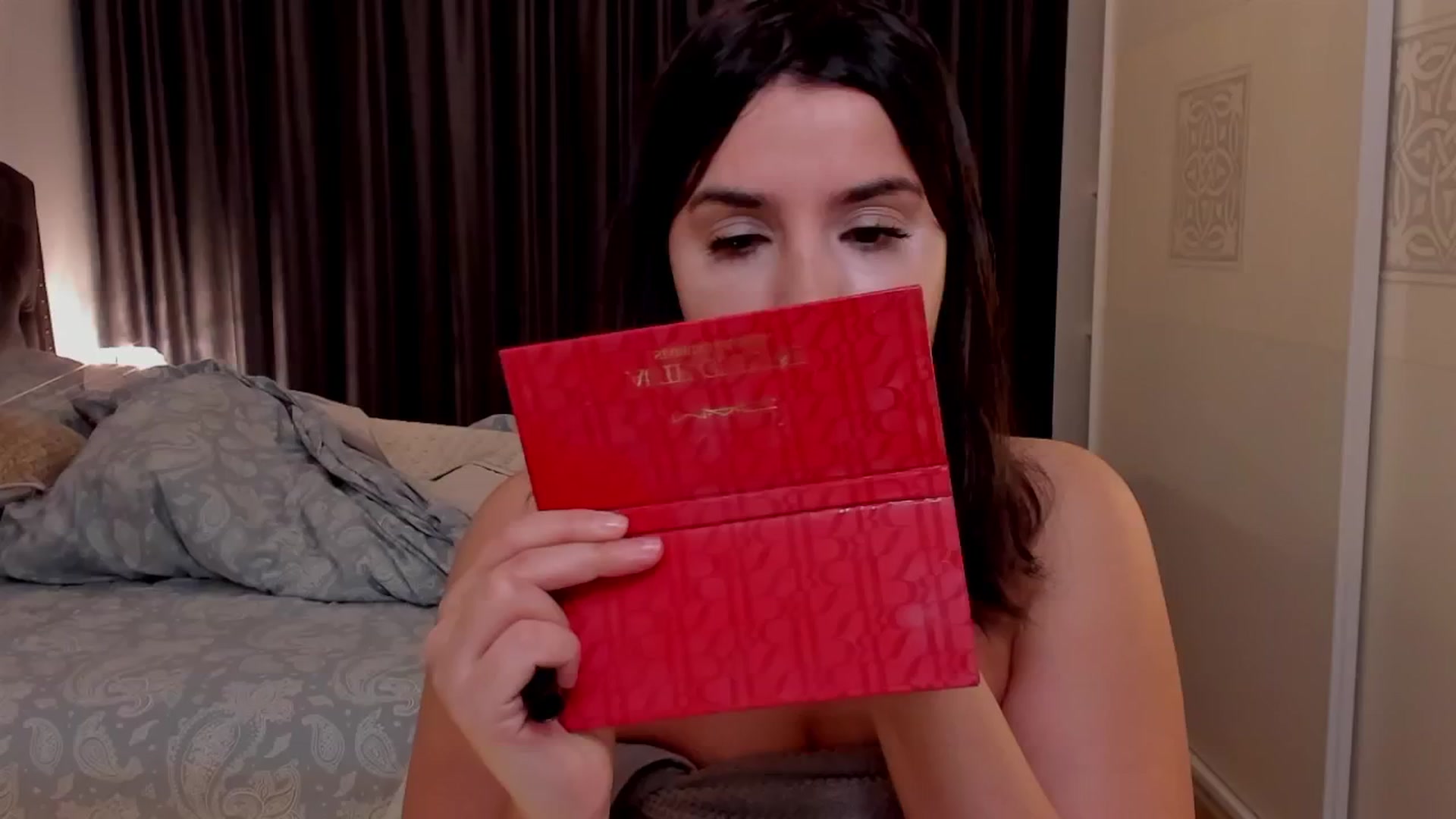Gallery image thumbnail from LenaLiveNow's myfreecams stream on, 02/20/2025, 20:13 image 4 of 20