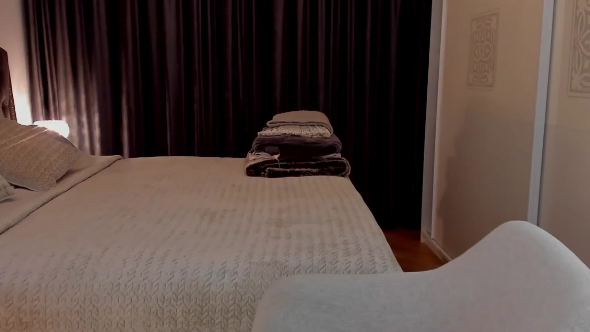 Gallery image thumbnail from LenaLiveNow's myfreecams stream on, 02/25/2025, 20:36 image 2 of 20