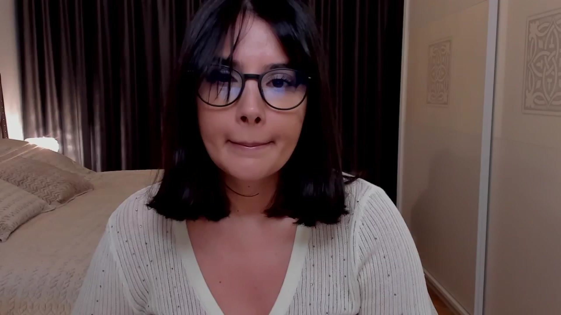 Gallery image thumbnail from LenaLiveNow's myfreecams stream on, 03/02/2025, 19:15 image 1 of 20