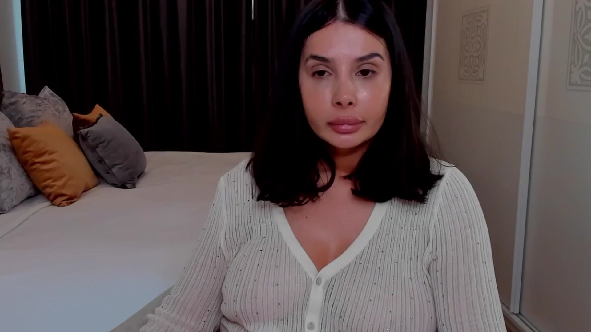 Gallery image thumbnail from LenaLiveNow's myfreecams stream on, 05/10/2025, 14:02 image 16 of 20