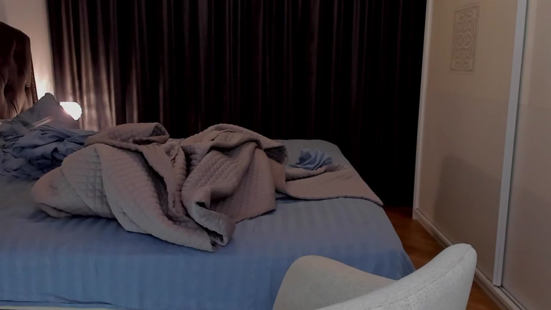 Gallery image thumbnail from LenaLiveNow's myfreecams stream on, 05/26/2025, 22:33 image 7 of 20