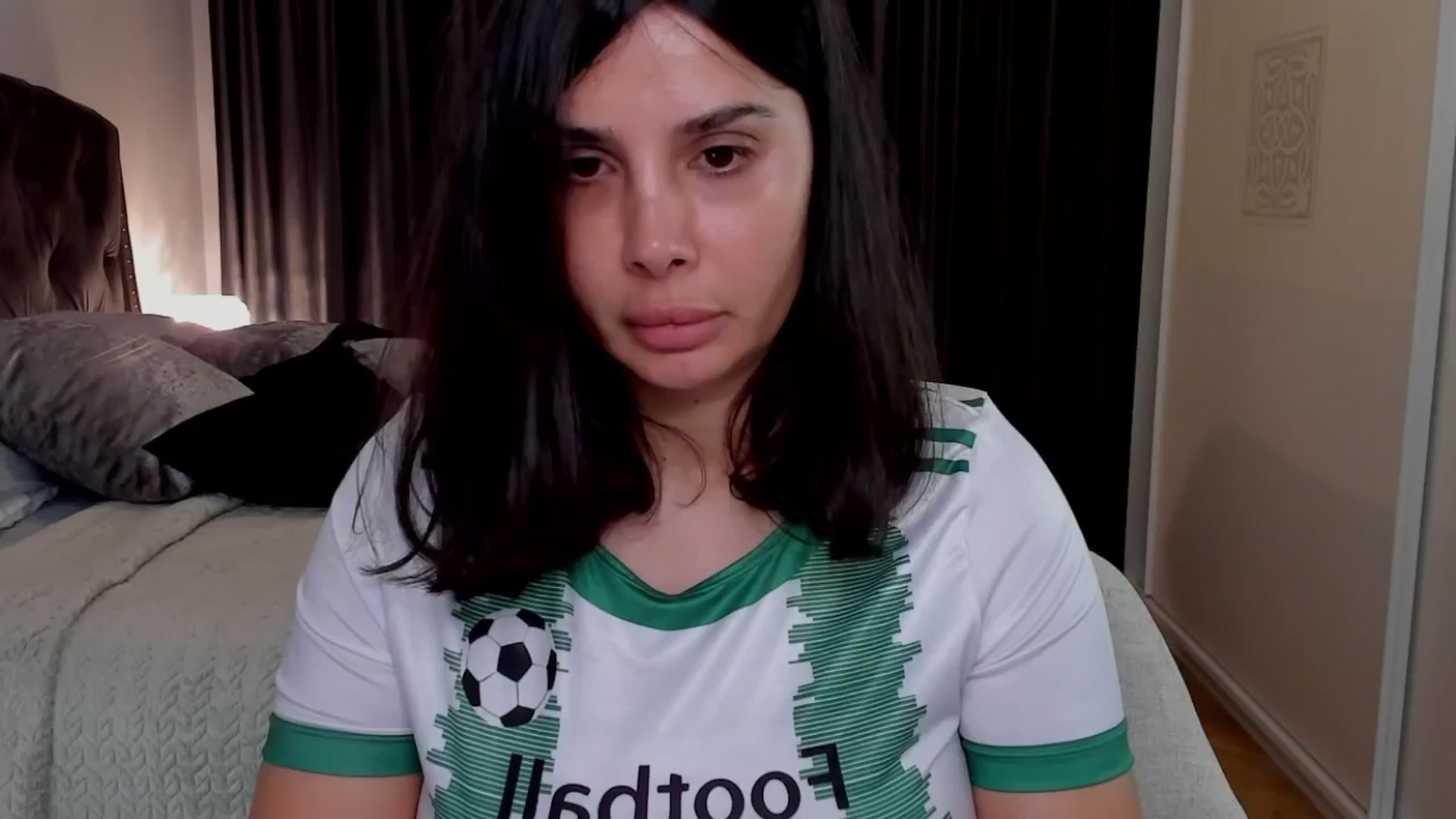 Gallery image thumbnail from LenaLiveNow's myfreecams stream on, 05/28/2025, 21:50 image 20 of 20