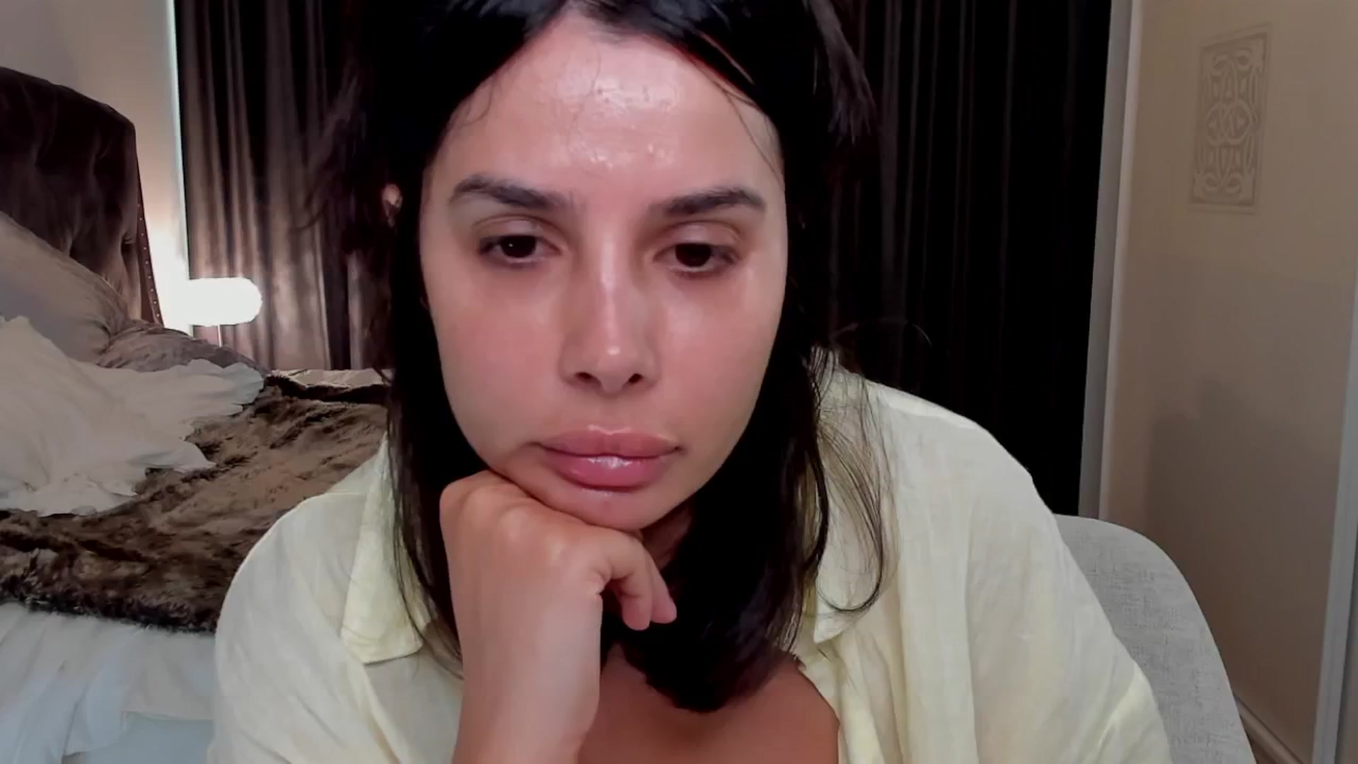 Gallery image thumbnail from LenaLiveNow's myfreecams stream on, 06/13/2025, 12:22 image 15 of 20
