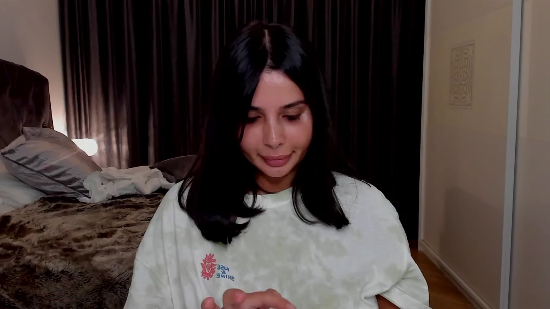 Gallery image thumbnail from LenaLiveNow's myfreecams stream on, 06/14/2025, 21:59 image 12 of 20