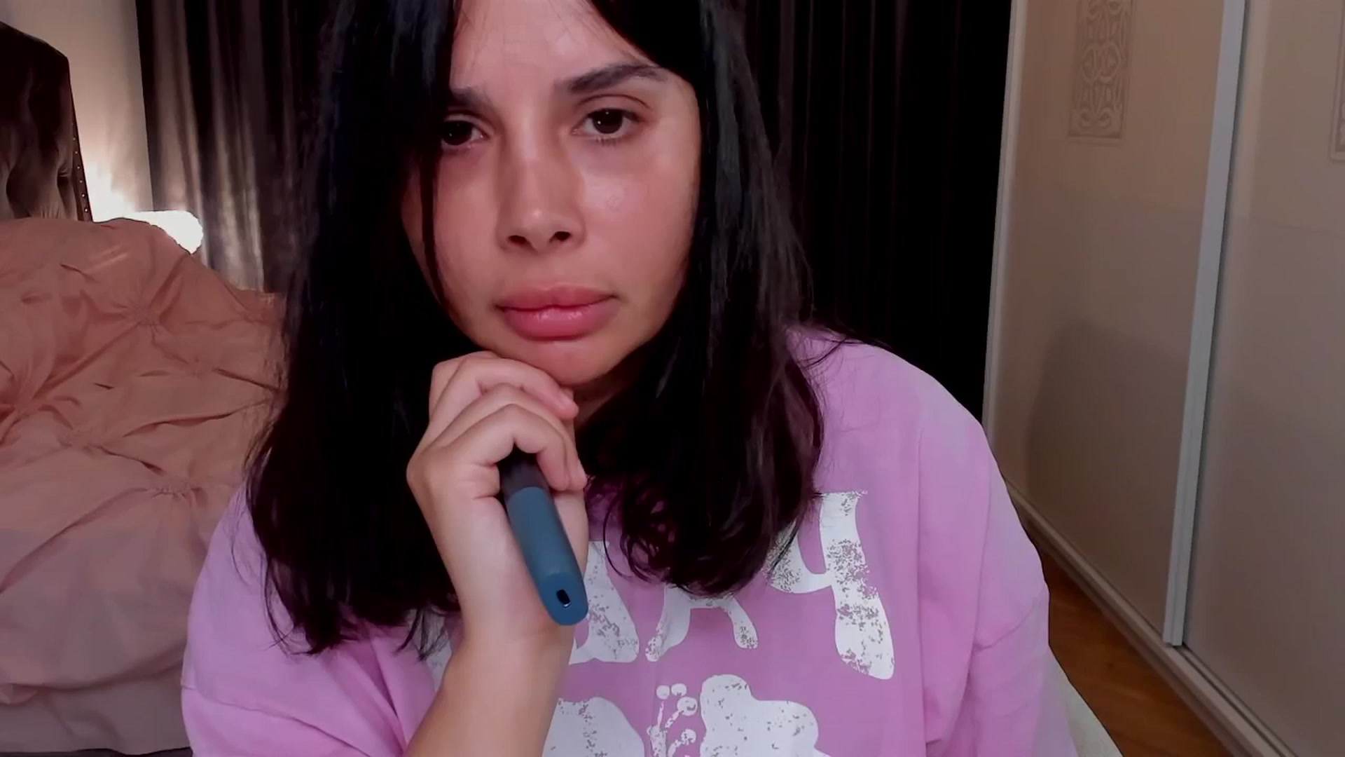 Gallery image thumbnail from LenaLiveNow's myfreecams stream on, 06/30/2025, 22:27 image 13 of 20
