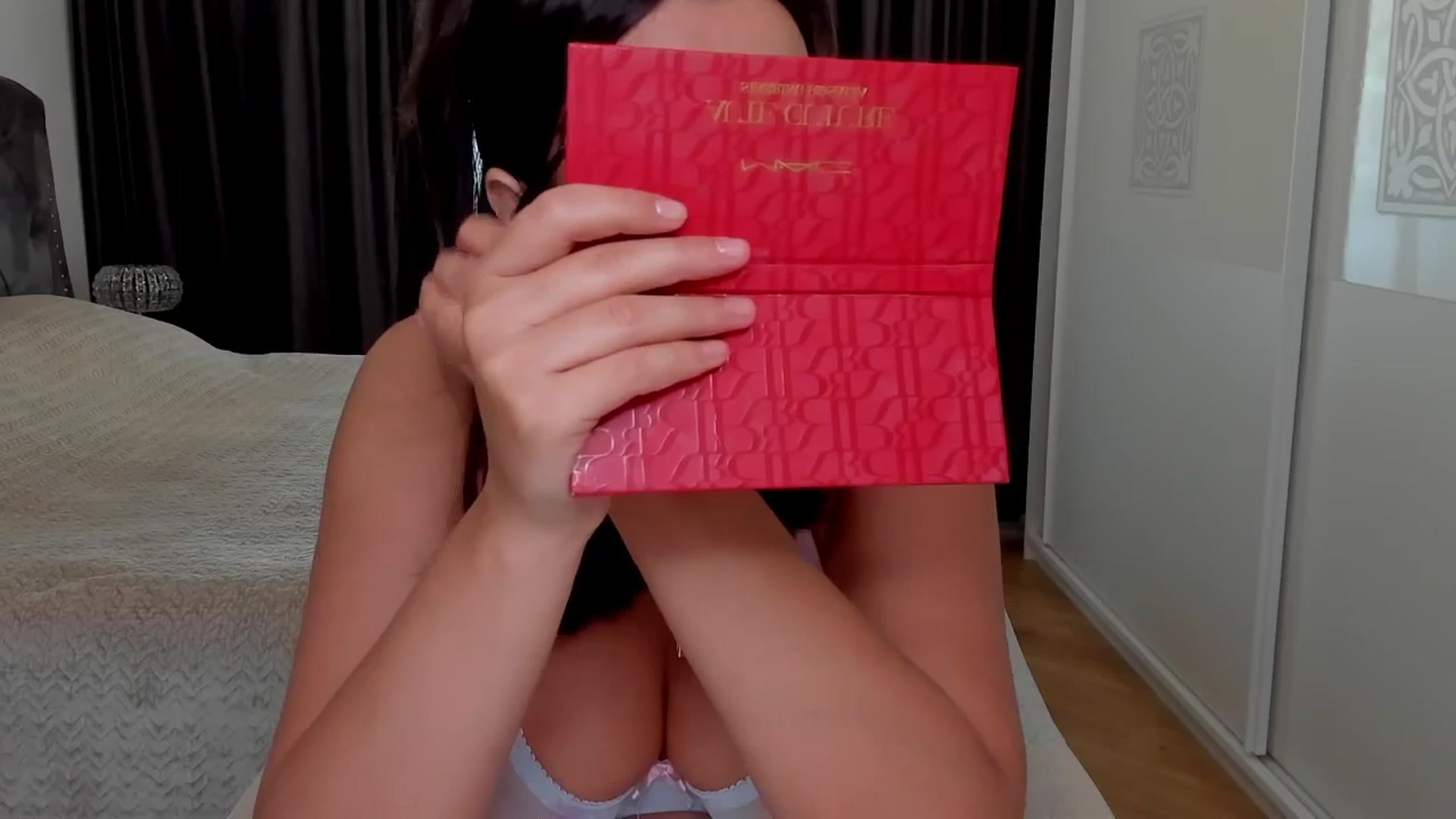 Gallery image thumbnail from LenaLiveNow's myfreecams stream on, 07/17/2025, 12:40 image 7 of 20