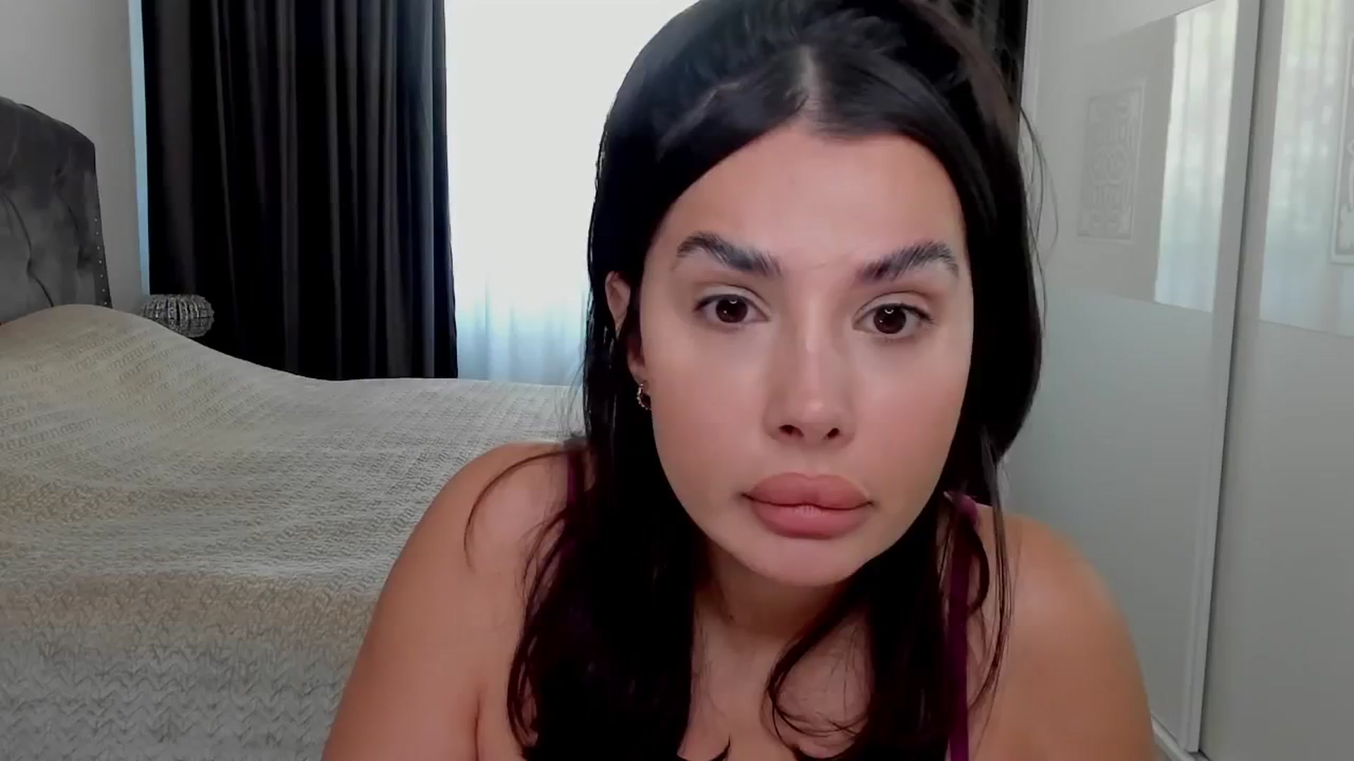 Gallery image thumbnail from LenaLiveNow's myfreecams stream on, 07/20/2025, 11:25 image 16 of 20