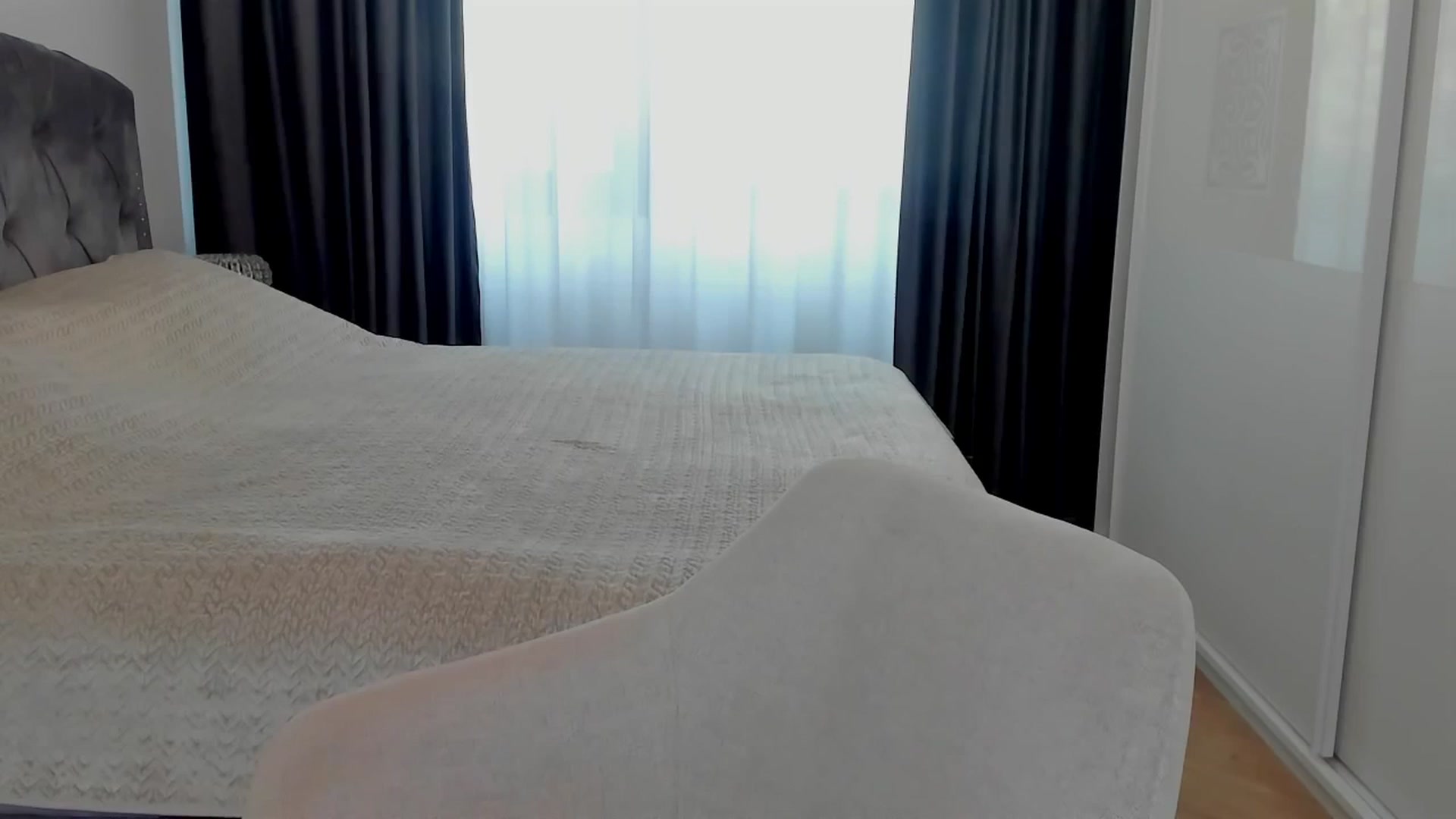 Gallery image thumbnail from LenaLiveNow's myfreecams stream on, 07/25/2025, 12:09 image 2 of 20
