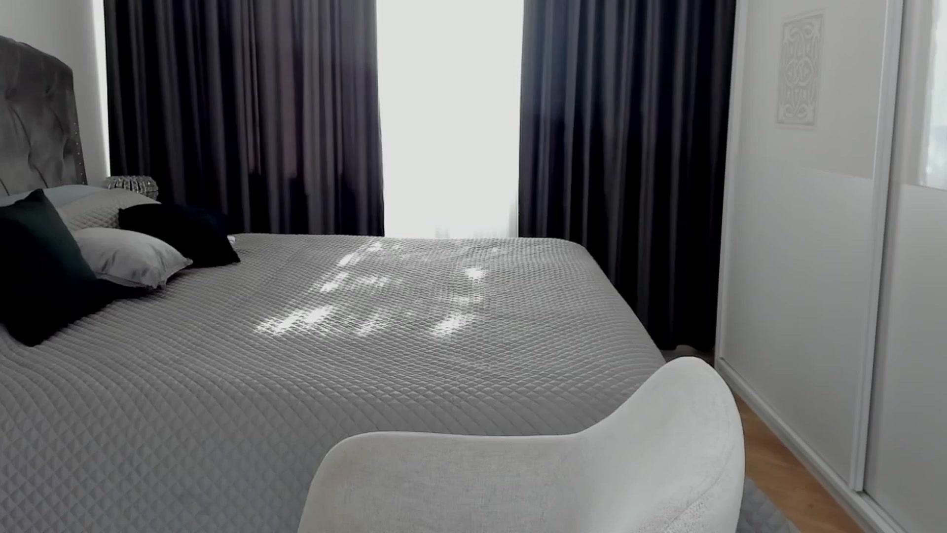 Gallery image thumbnail from LenaLiveNow's myfreecams stream on, 08/10/2025, 17:18 image 7 of 20