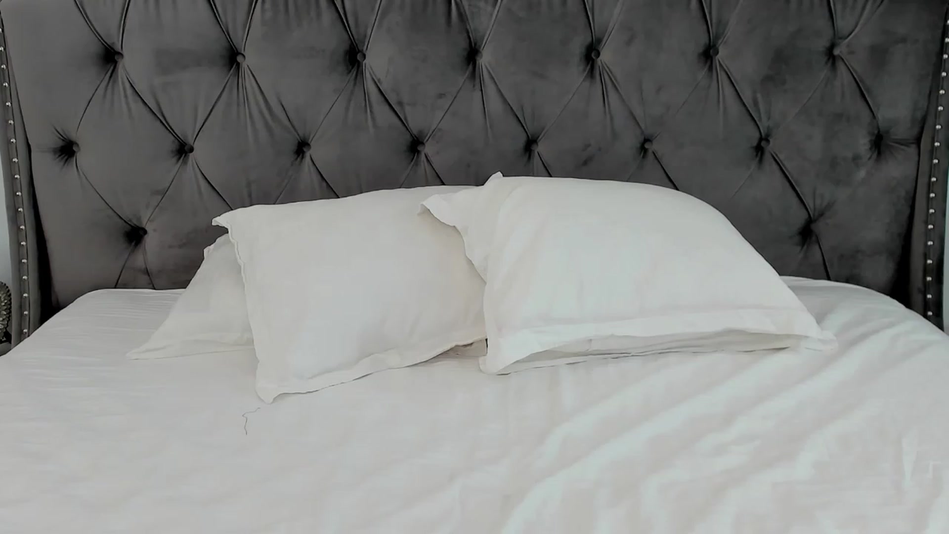 Gallery image thumbnail from LenaLively's myfreecams stream on, 08/04/2023, 17:42 image 8 of 20
