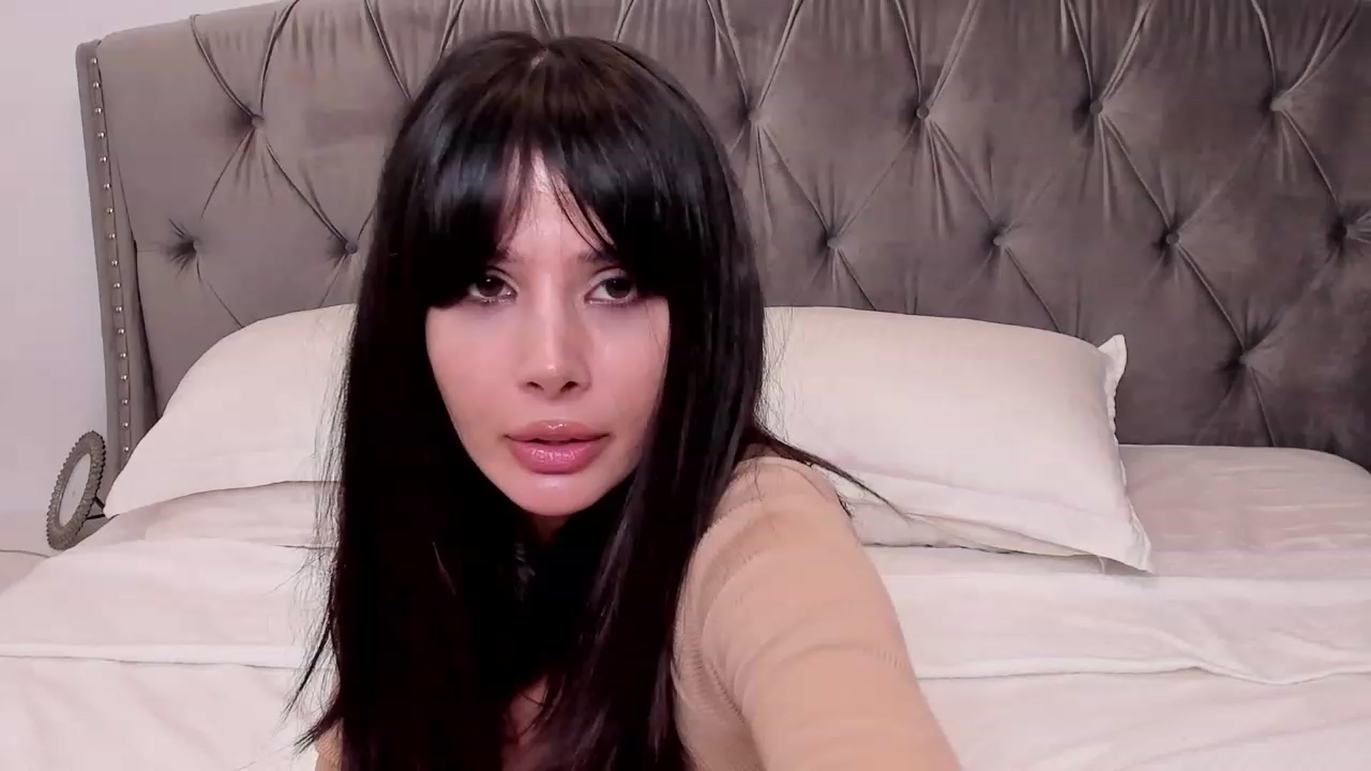Gallery image thumbnail from LenaLively's myfreecams stream on, 08/06/2023, 19:02 image 2 of 20