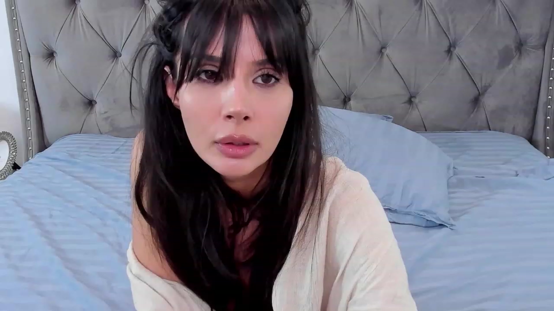 Gallery image thumbnail from LenaLively's myfreecams stream on, 08/10/2023, 15:50 image 14 of 20
