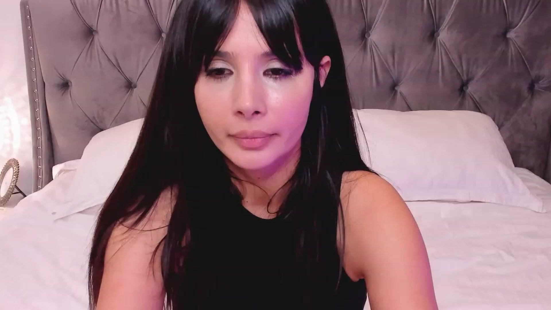 Gallery image thumbnail from LenaLively's myfreecams stream on, 10/04/2023, 19:25 image 3 of 20