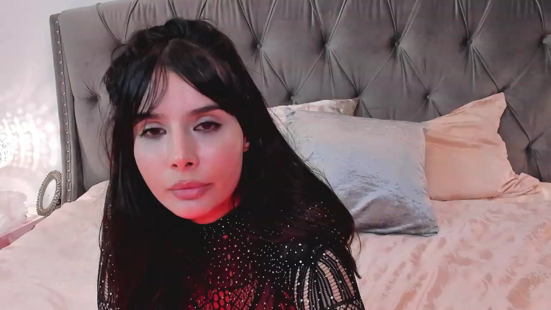 Gallery image thumbnail from LenaLively's myfreecams stream on, 10/19/2023, 13:31 image 14 of 20