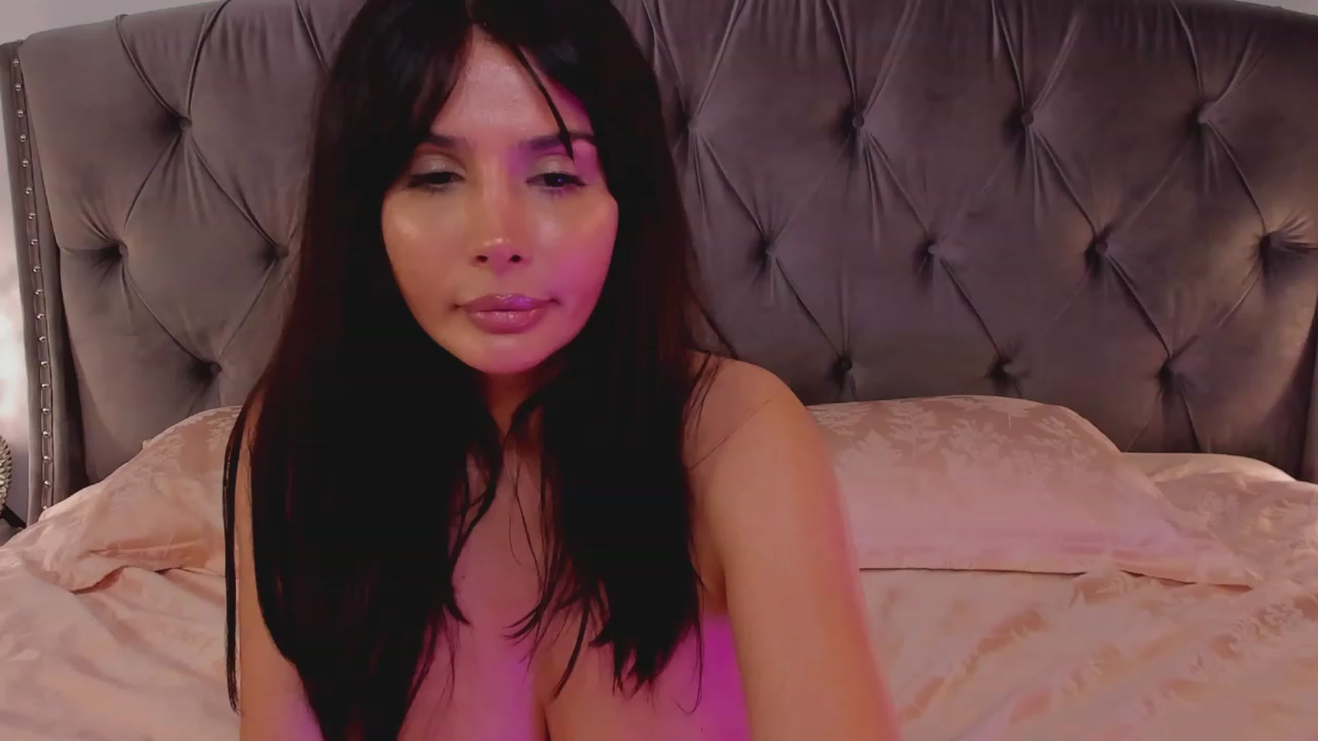 Gallery image thumbnail from LenaLively's myfreecams stream on, 10/27/2023, 18:16 image 12 of 20