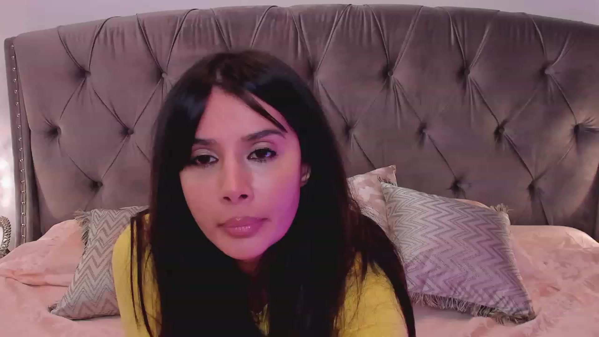 Gallery image thumbnail from LenaLively's myfreecams stream on, 11/02/2023, 17:49 image 3 of 20