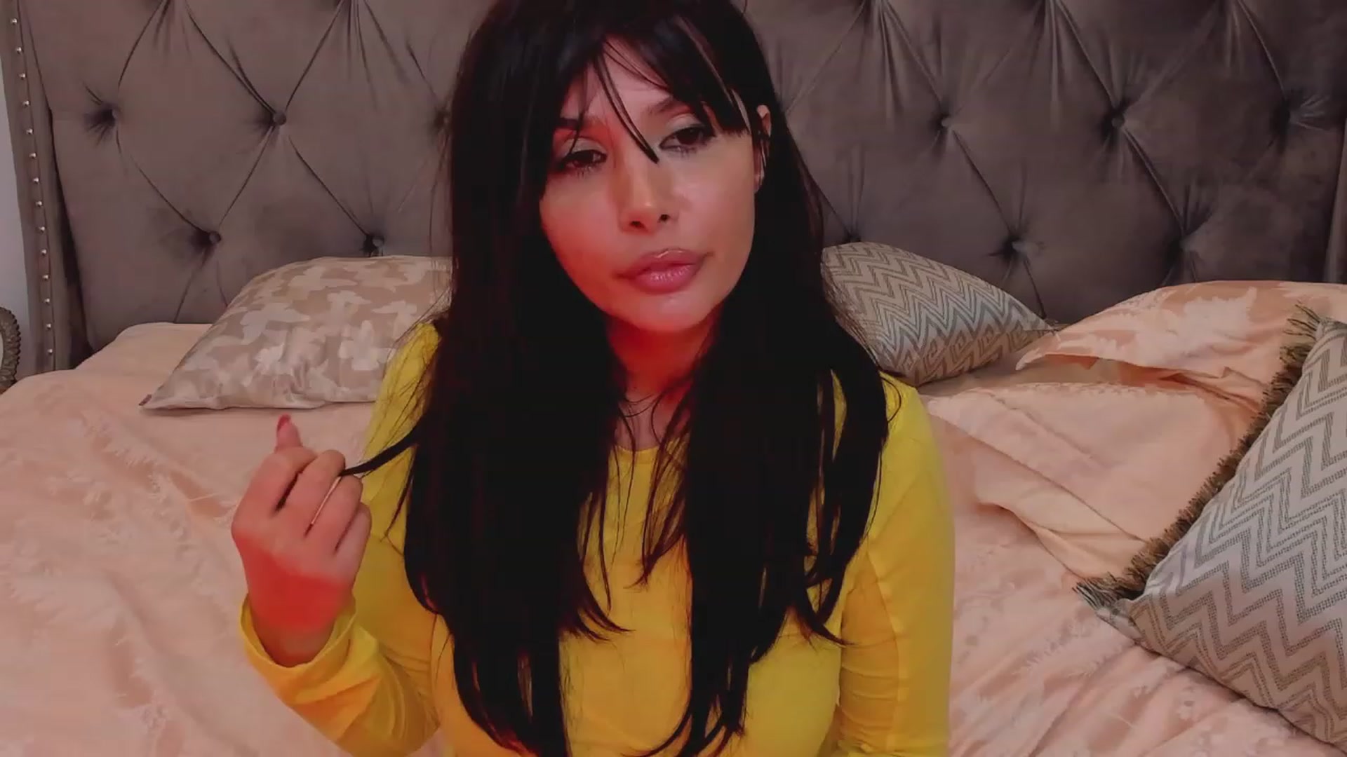 Gallery image thumbnail from LenaLively's myfreecams stream on, 11/02/2023, 21:12 image 12 of 20