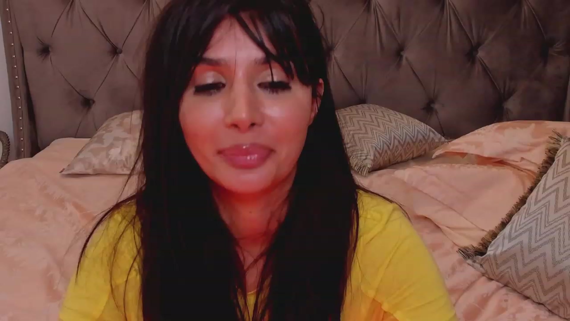 Gallery image thumbnail from LenaLively's myfreecams stream on, 11/02/2023, 21:12 image 13 of 20
