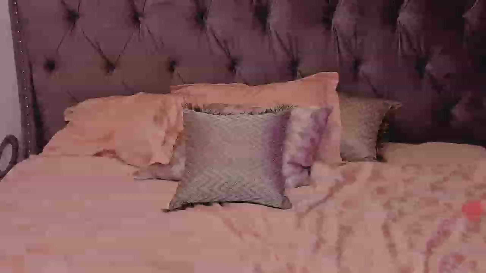 Gallery image thumbnail from LenaLively's myfreecams stream on, 11/04/2023, 20:10 image 19 of 20