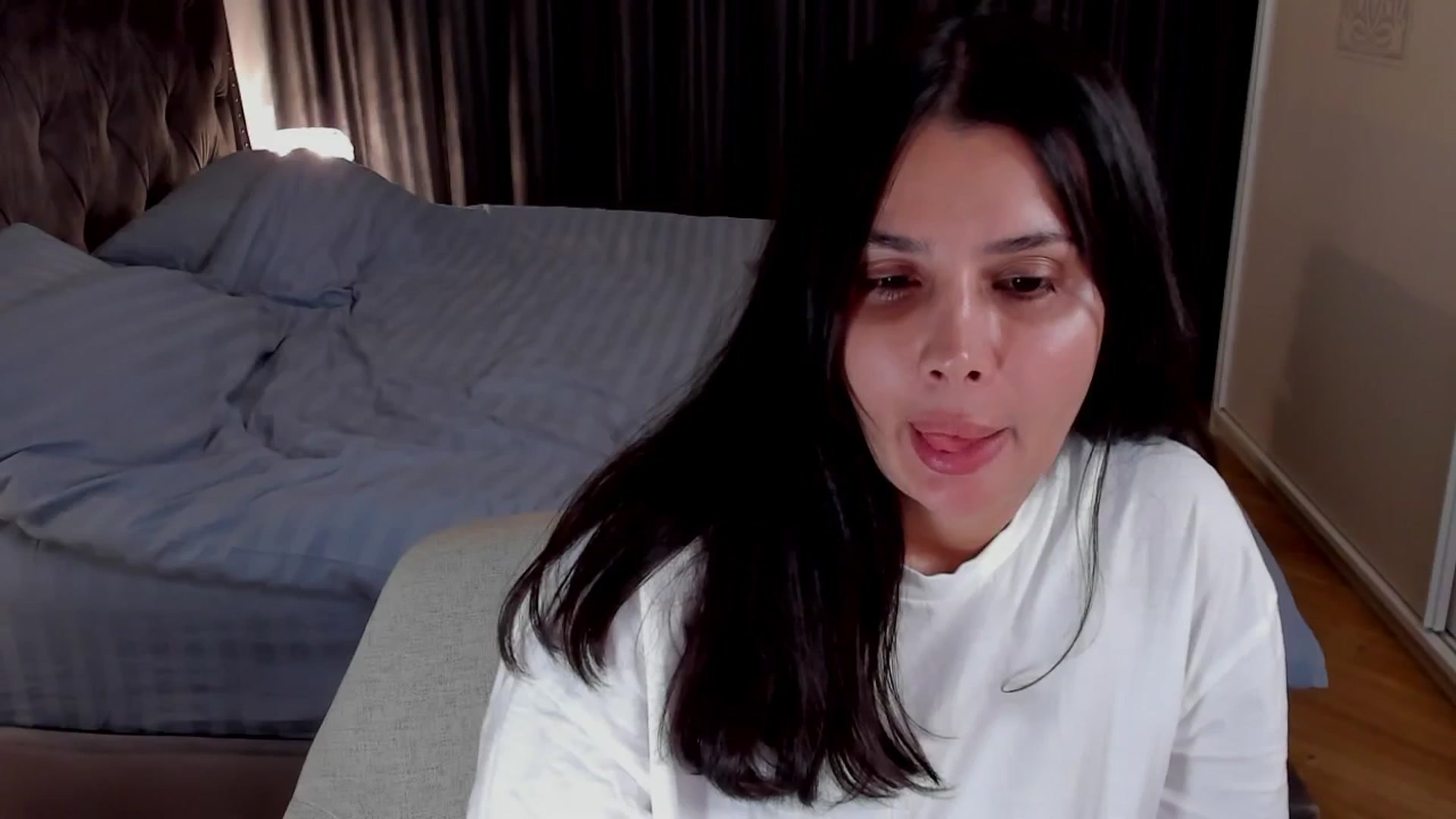 Gallery image thumbnail from LenaRae's myfreecams stream on, 11/08/2025, 21:57 image 17 of 20