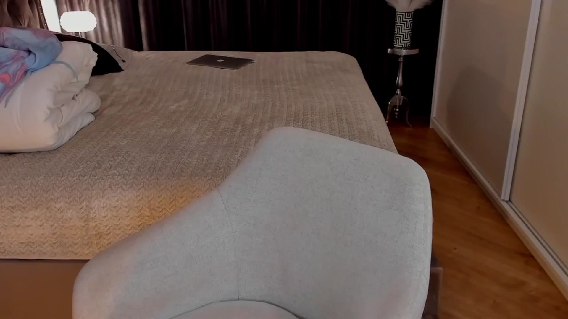 Gallery image thumbnail from LenaRae's myfreecams stream on, 12/20/2025, 23:02 image 4 of 20